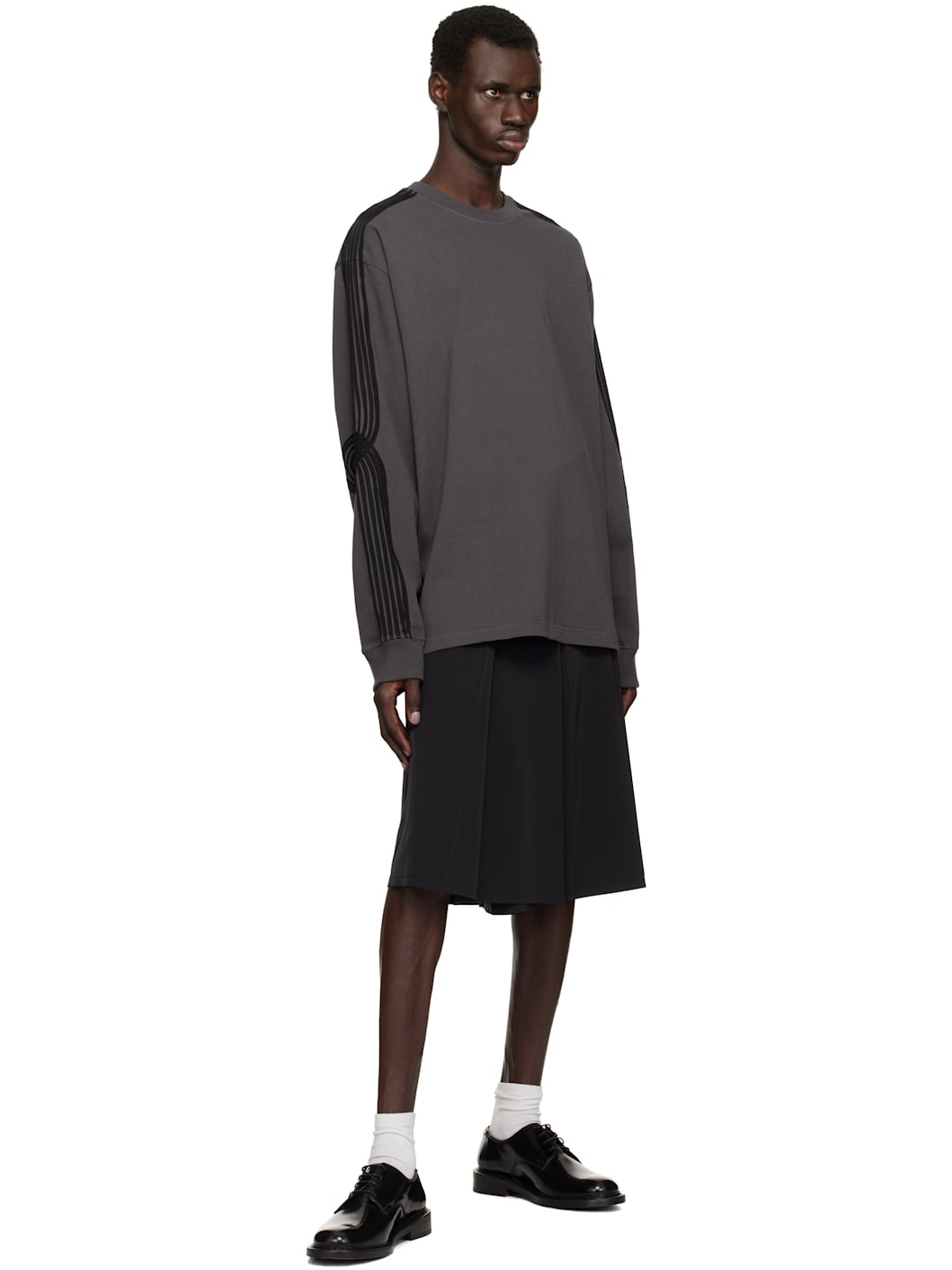 Black Pleated Shorts - 4