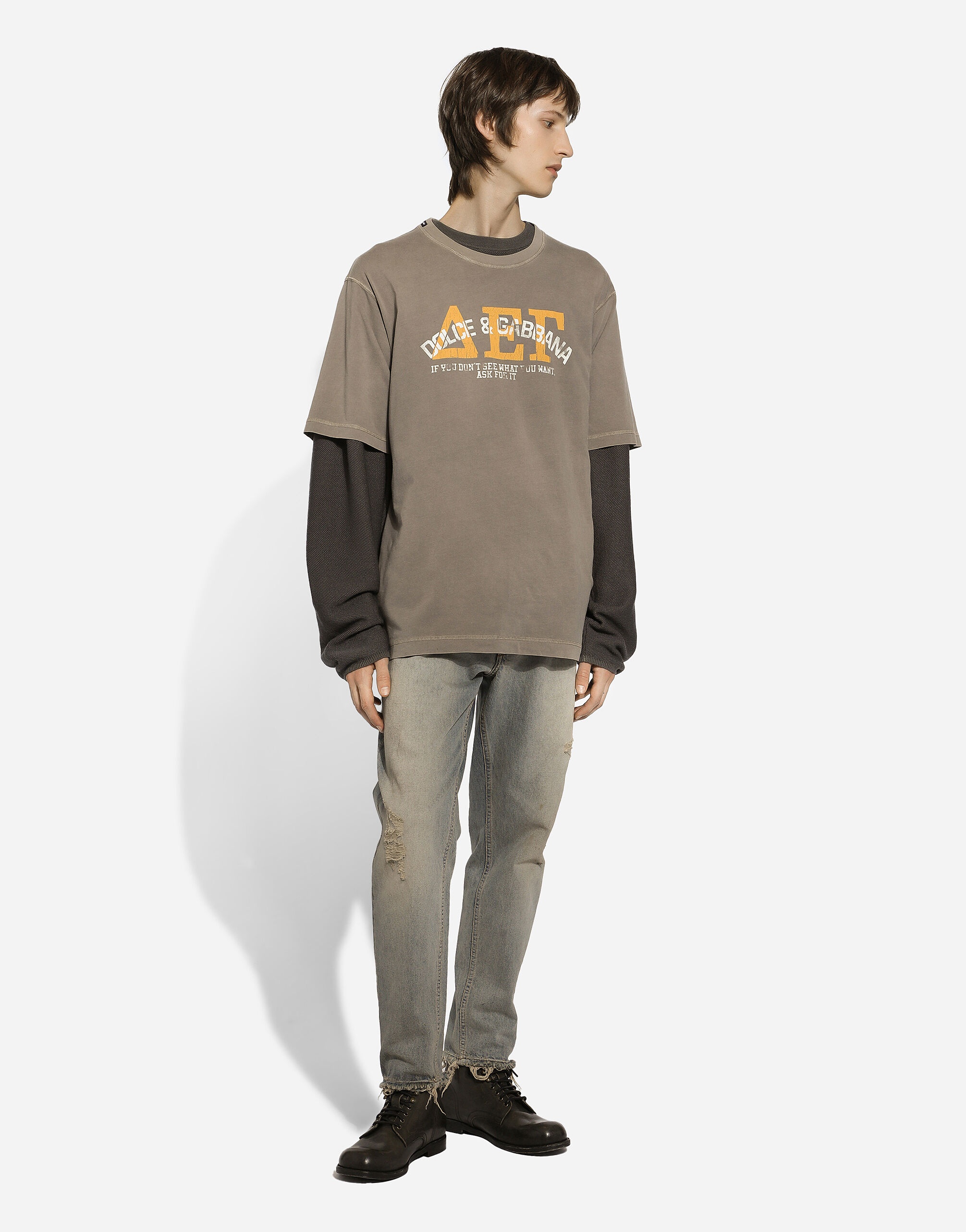Loose denim jeans with abrasions - 2