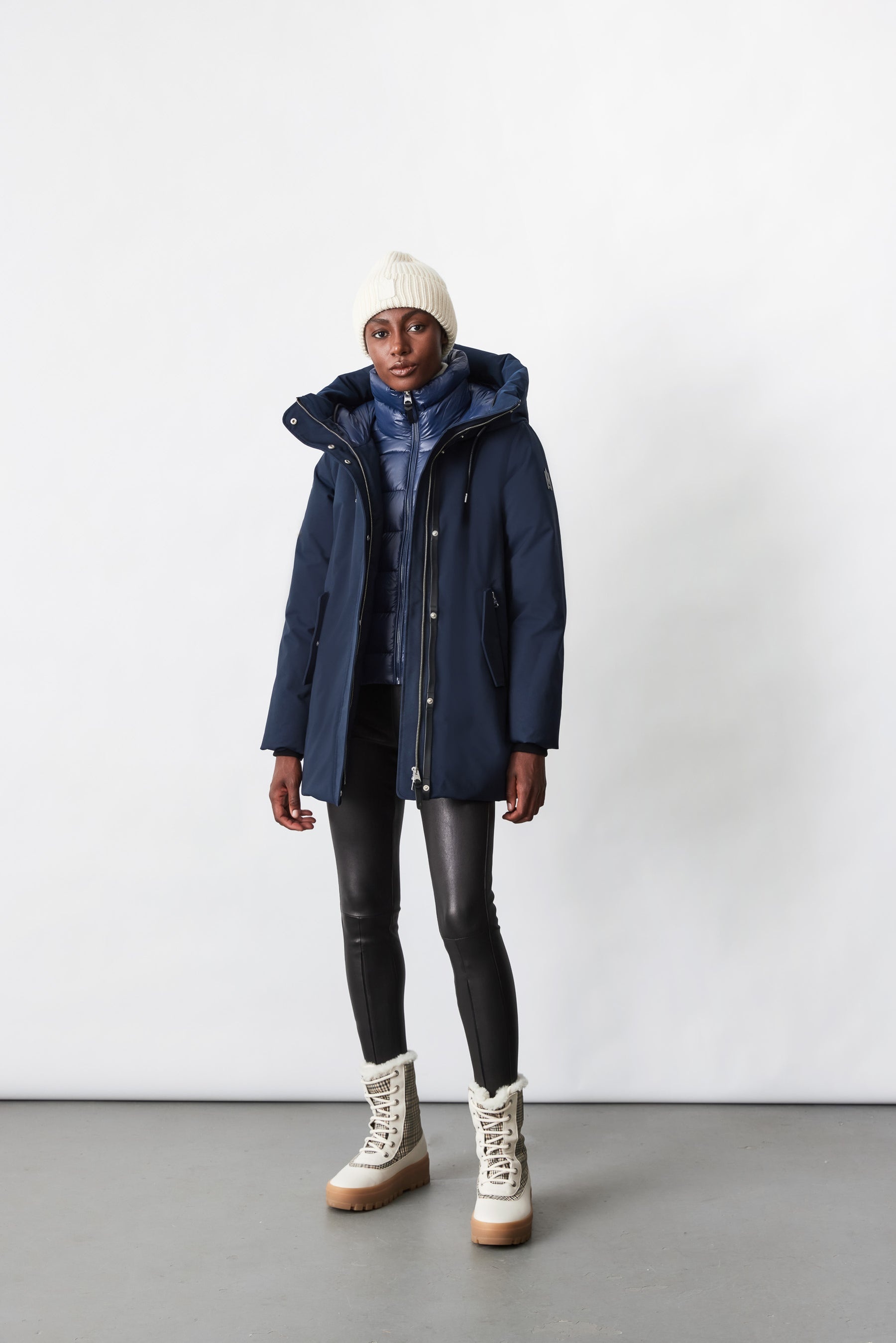 KINSLEE 2-in-1 oversized down parka with bib - 9