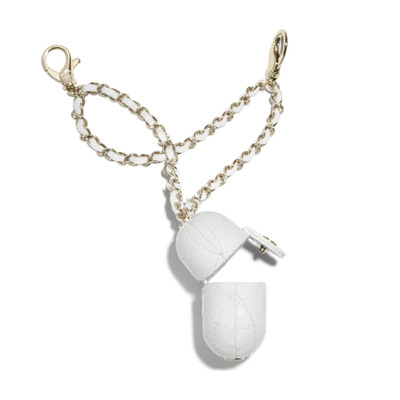 CHANEL AirPods Pro Case outlook