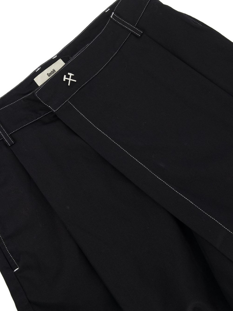 Qalbi stitch pocket shorts 3