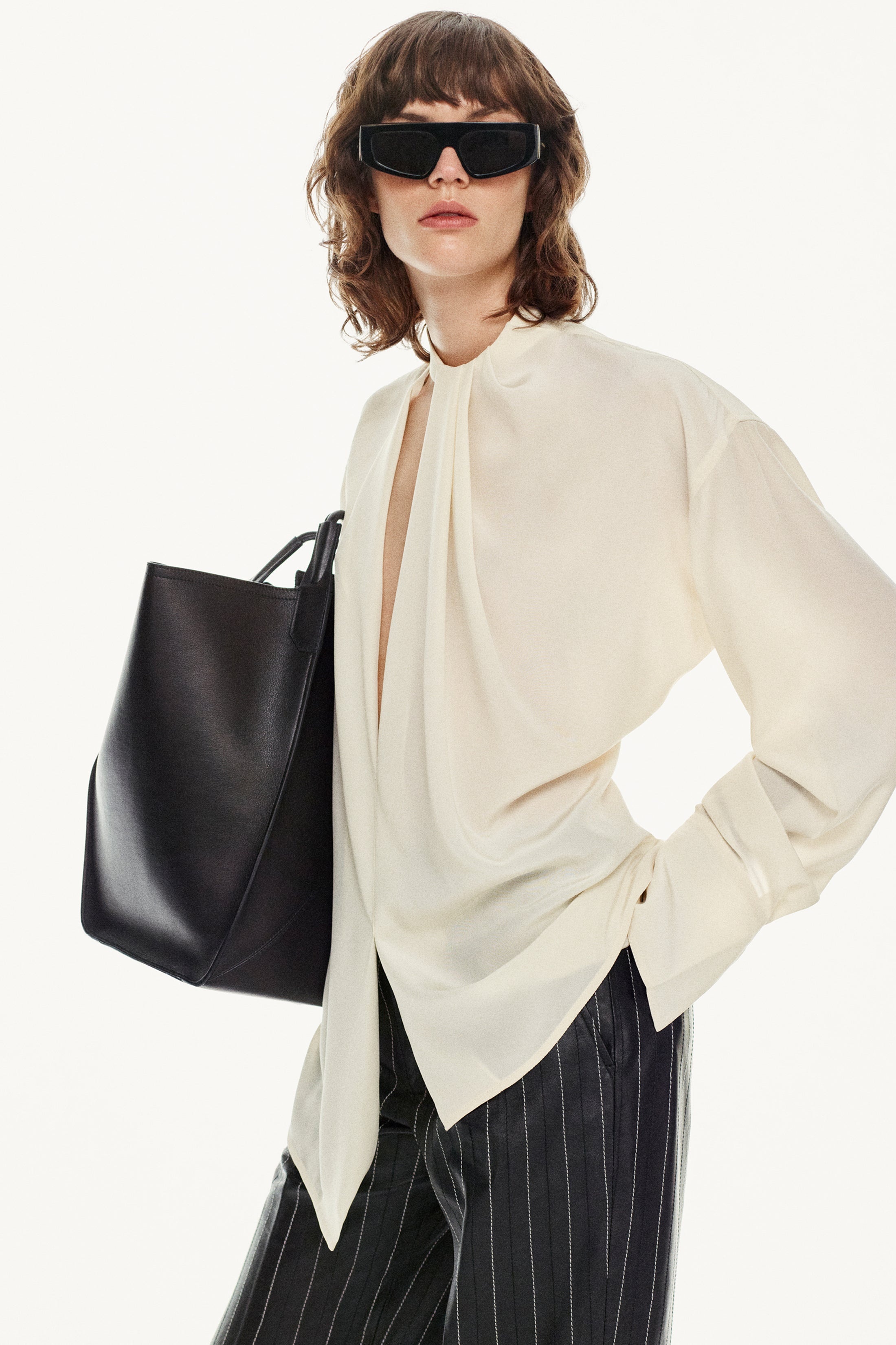 Drape Detail Blouse In Ivory - 3