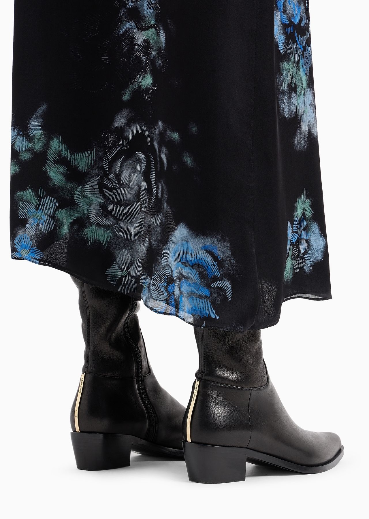 Silk charmeuse organza asymmetric skirt with a floral print - 5