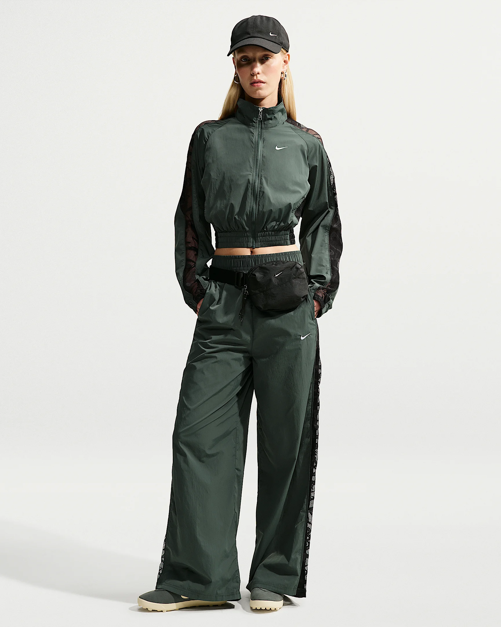 Nike Sportswear Women's Loose Mid-Rise Lace Track Pants - 1