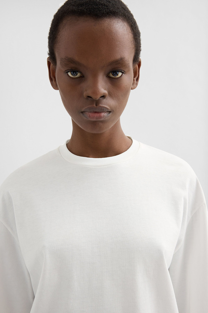 Lightweight Cotton Crew-Neck T-Shirt 4