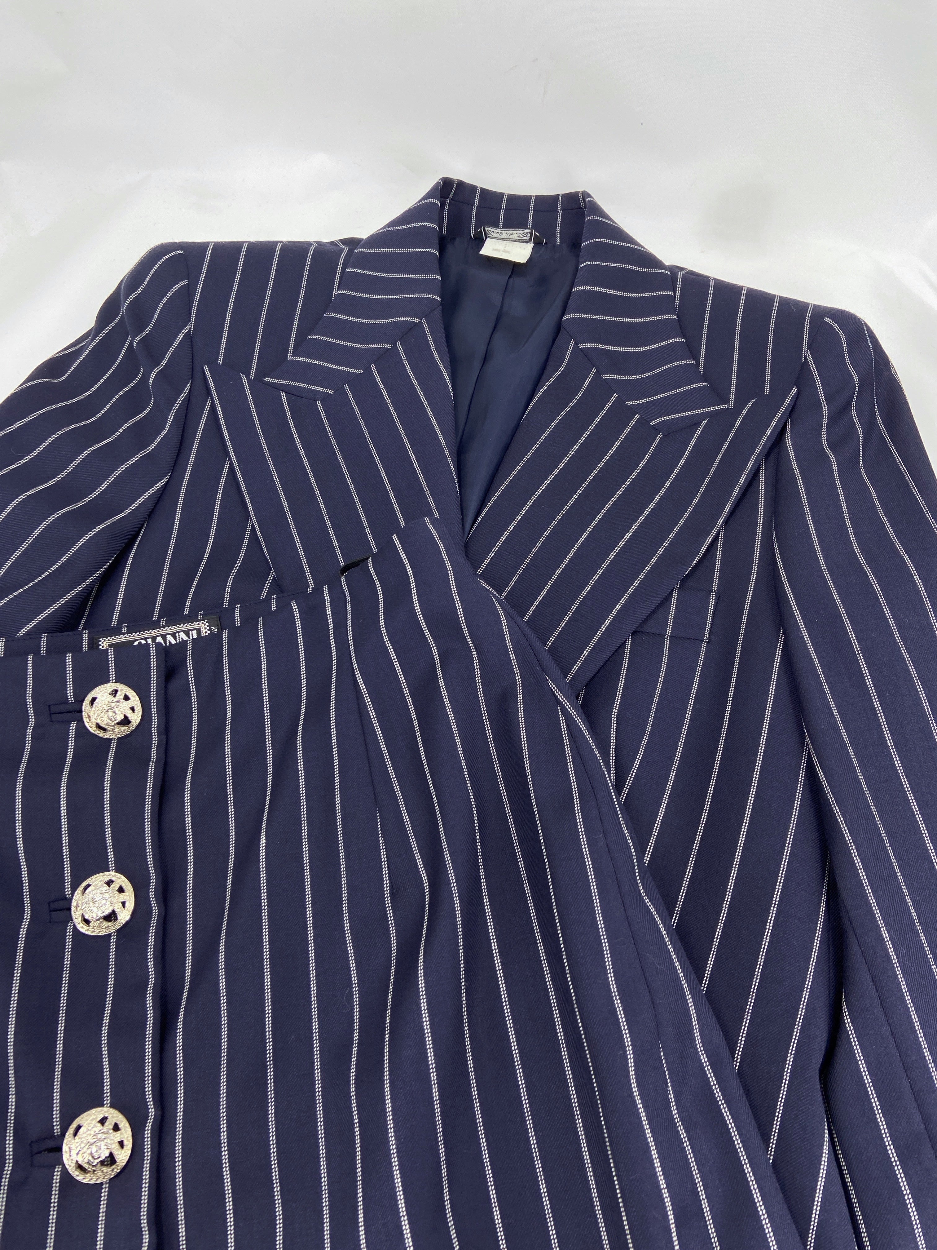 Gianni Versace Spring 1995 Navy Double Pinstriped Wrap Skirt Suit 42 - 9