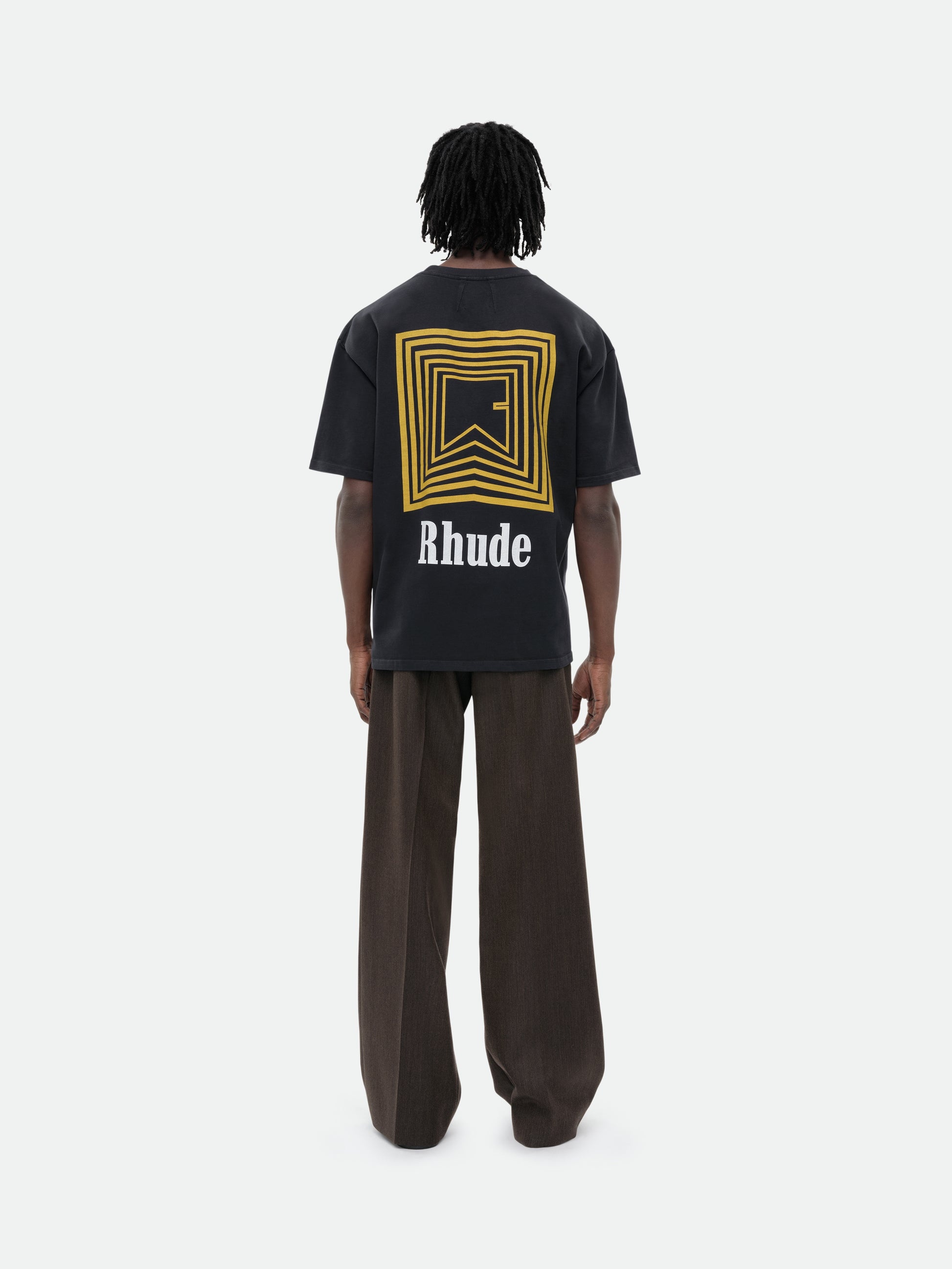 CHEVRON LOGO REPEAT TEE - 8