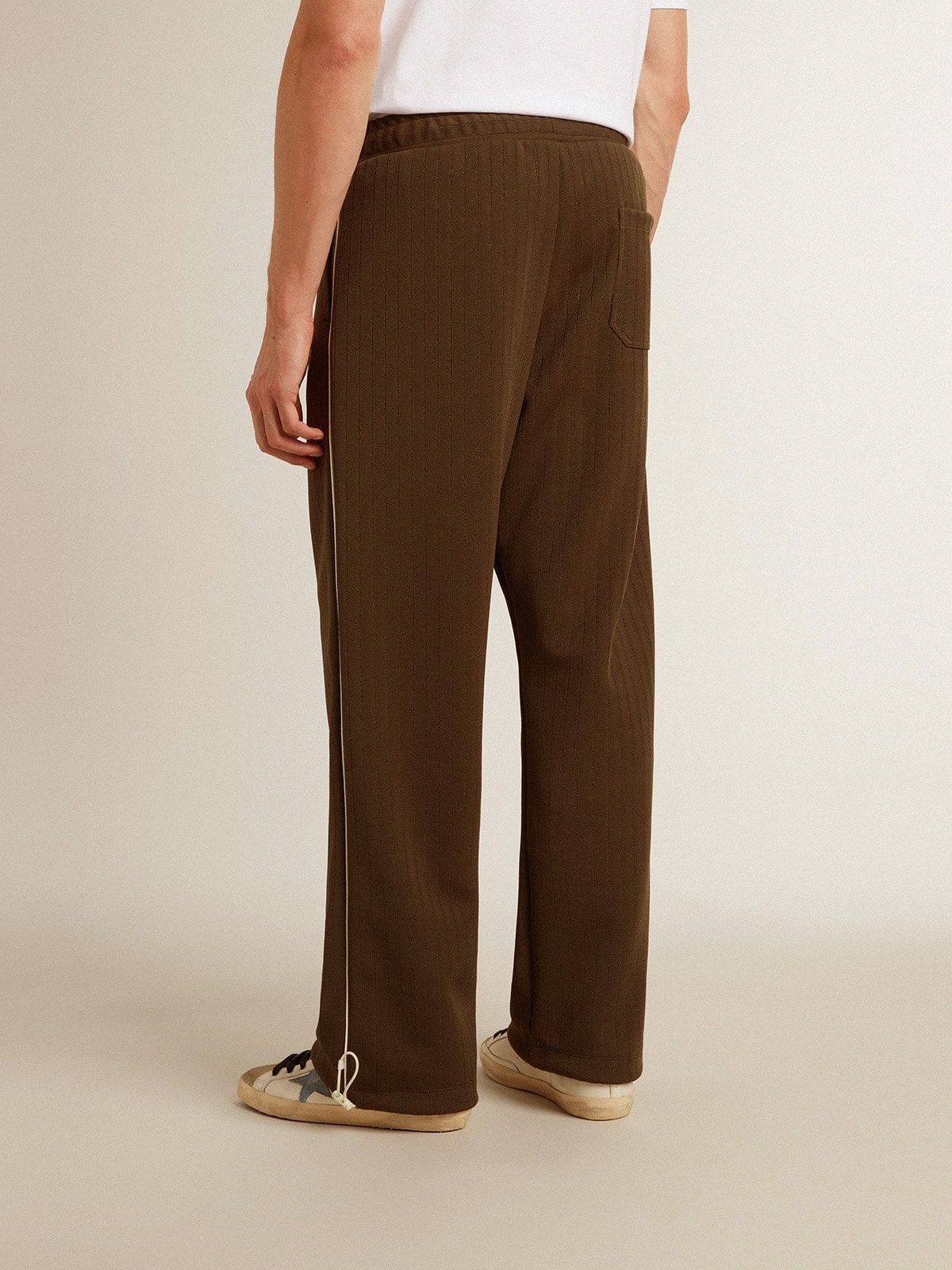Men’s military green joggers with white logo - 4
