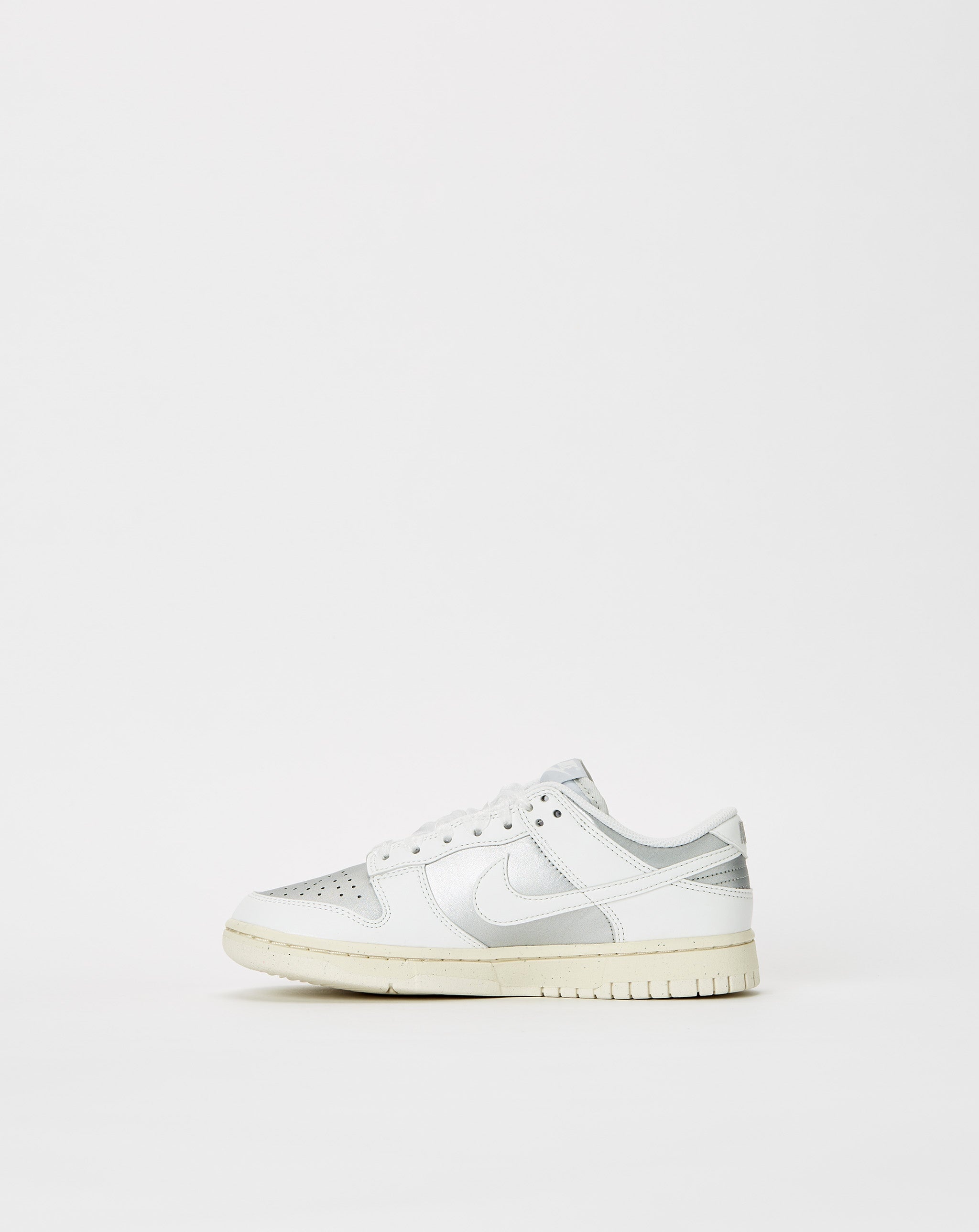Women's Dunk Low Next Nature - 4
