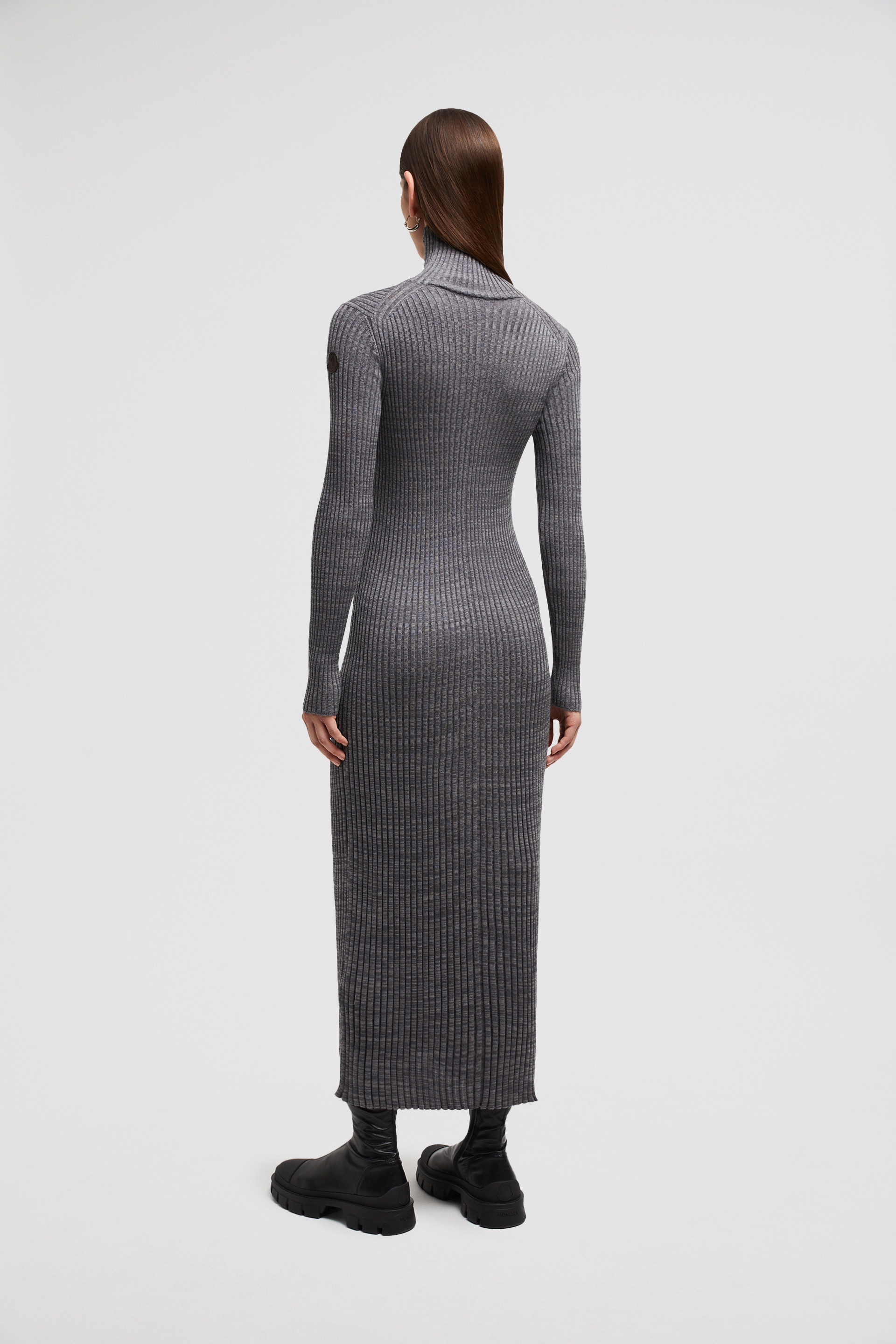 MONCLER モンクレール  ポロミディドレス Polo Midi Dress Moncler Polo Midi Dress - Black | Editorialist