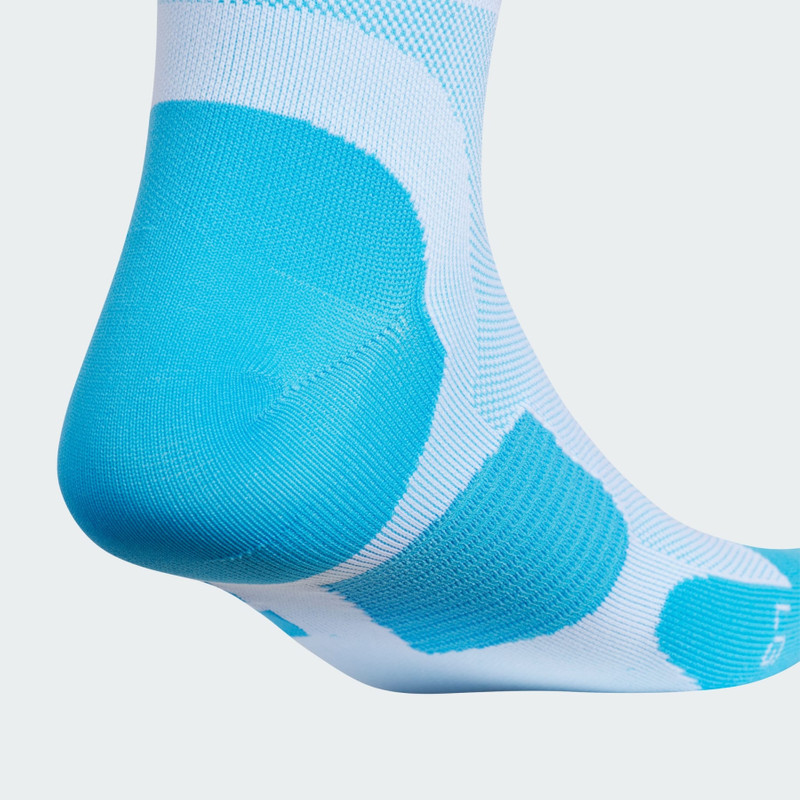 U ADIZERO RUN SINGLE QUARTER 4