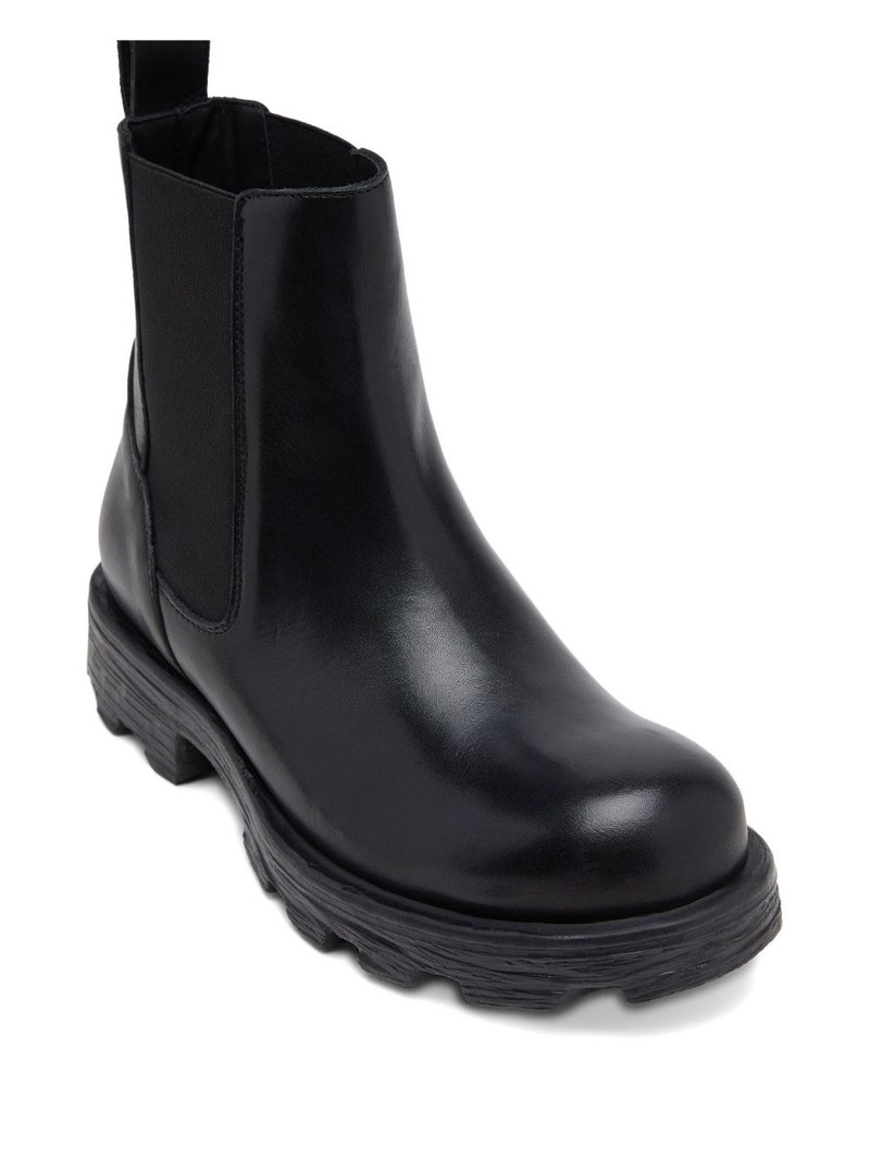 Diesel D-Hammer boots outlook