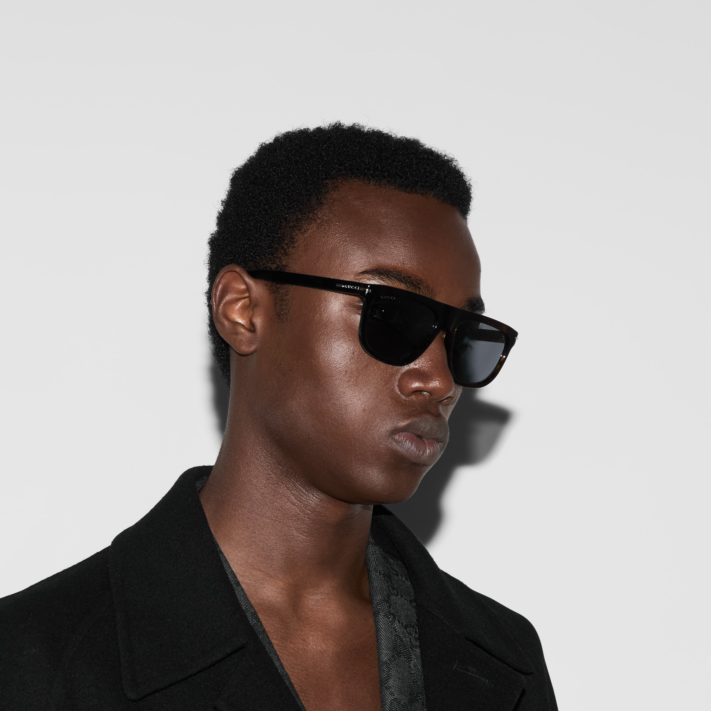 Oval frame sunglasses - 3