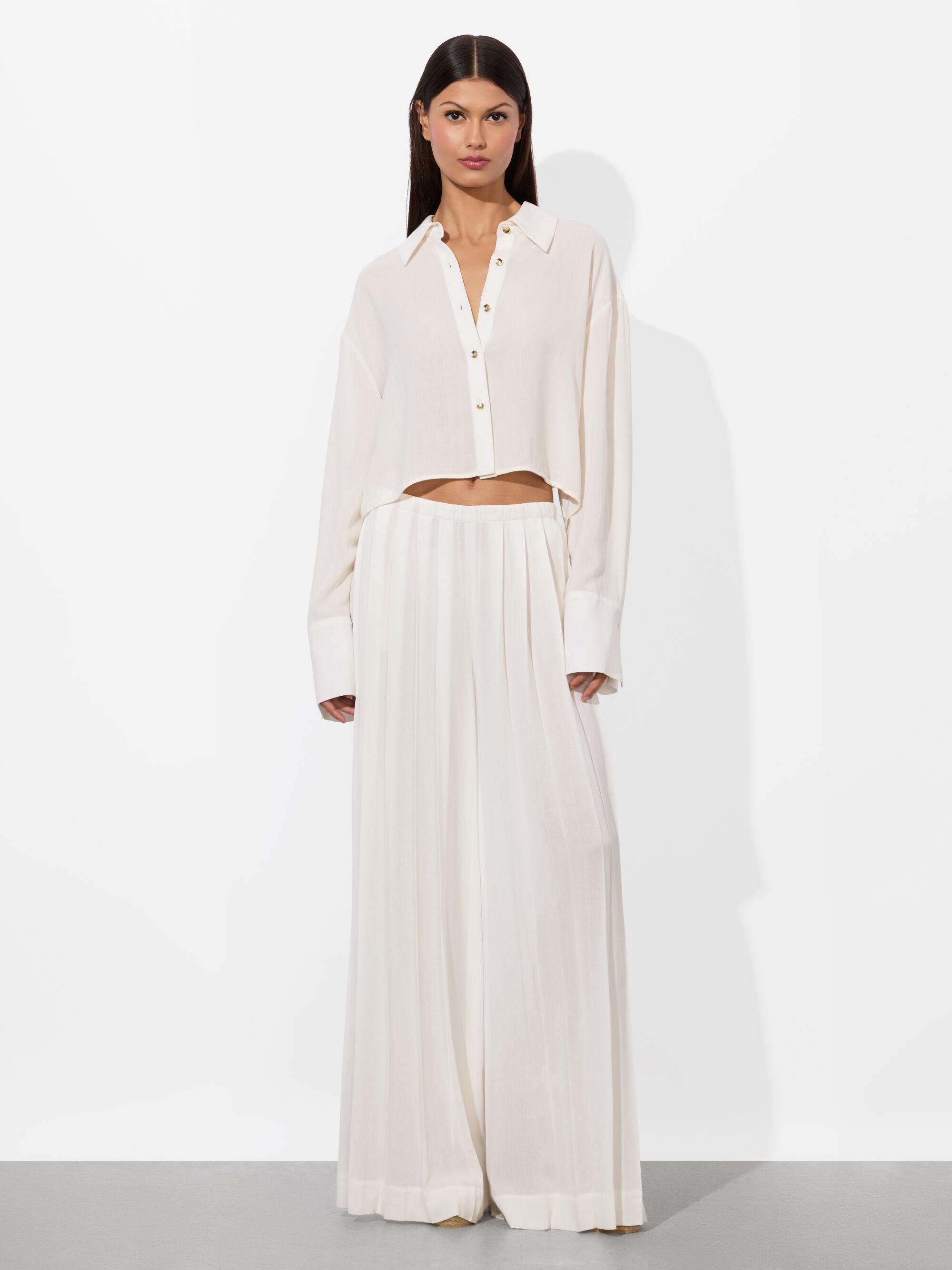 FINELY CROPPED BUTTON DOWN - 3