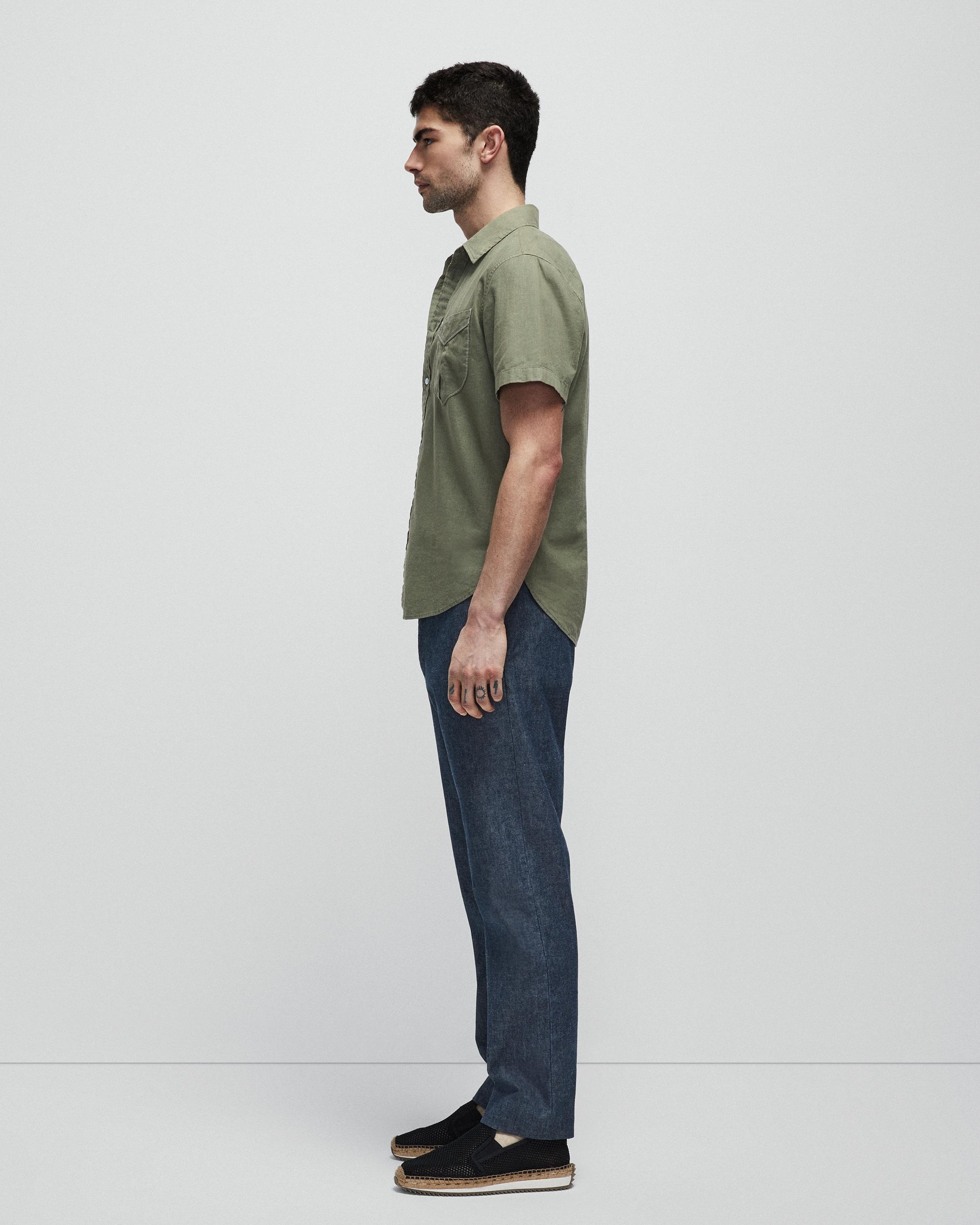 Arrow Hemp Cotton Shirt
Relaxed Fit Button Down Shirt - 5