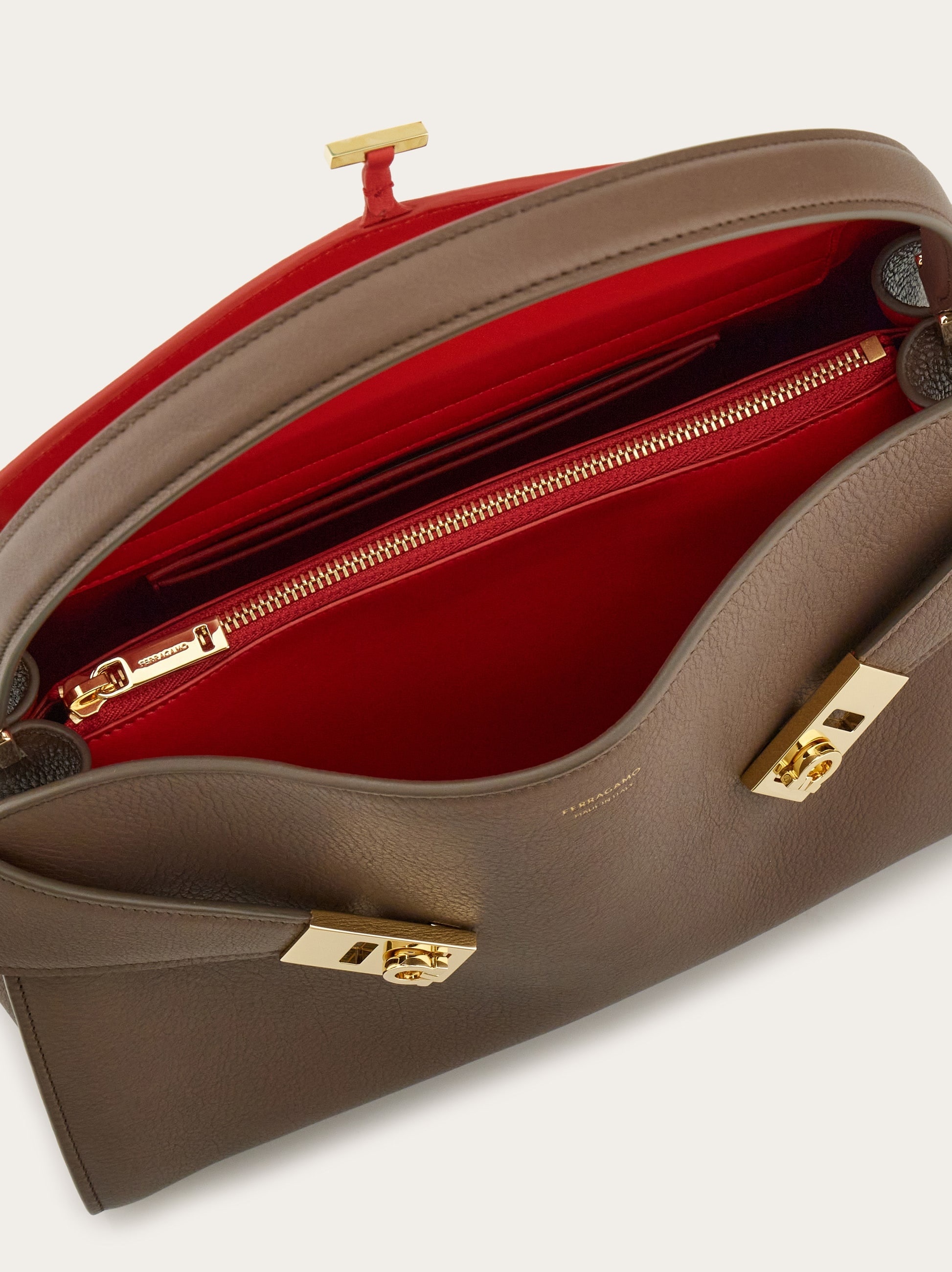 Hug Soft bicolor handbag (S) - 6