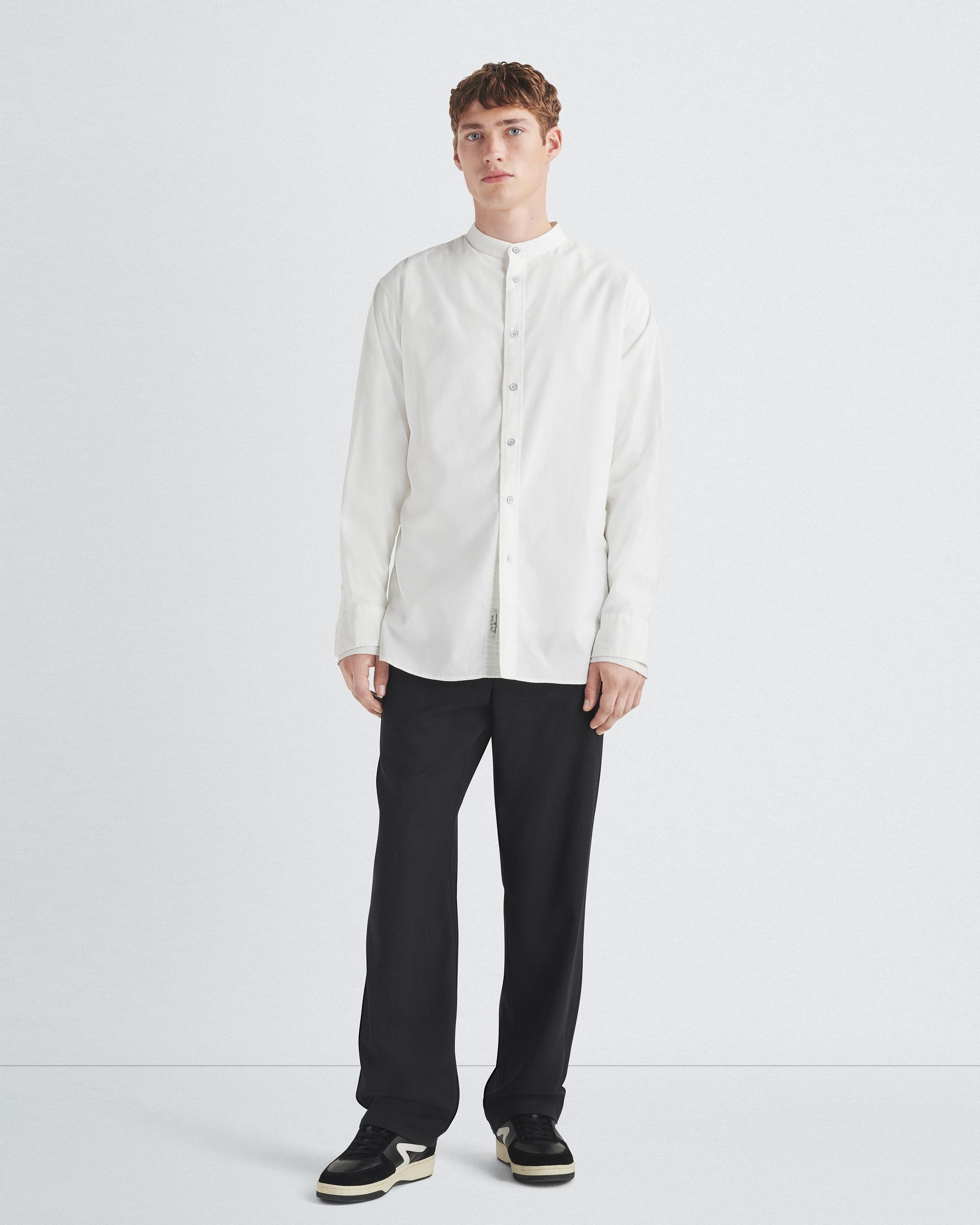 Landon Cotton Oxford Shirt
Relaxed Fit Button Down - 2