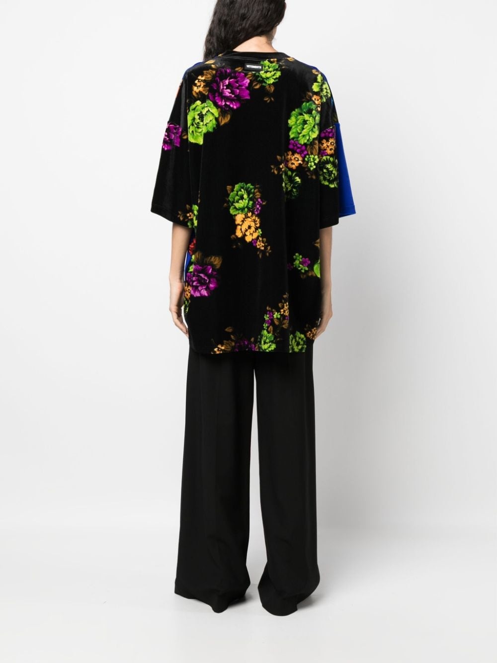 floral-print short-sleeve blouse - 4