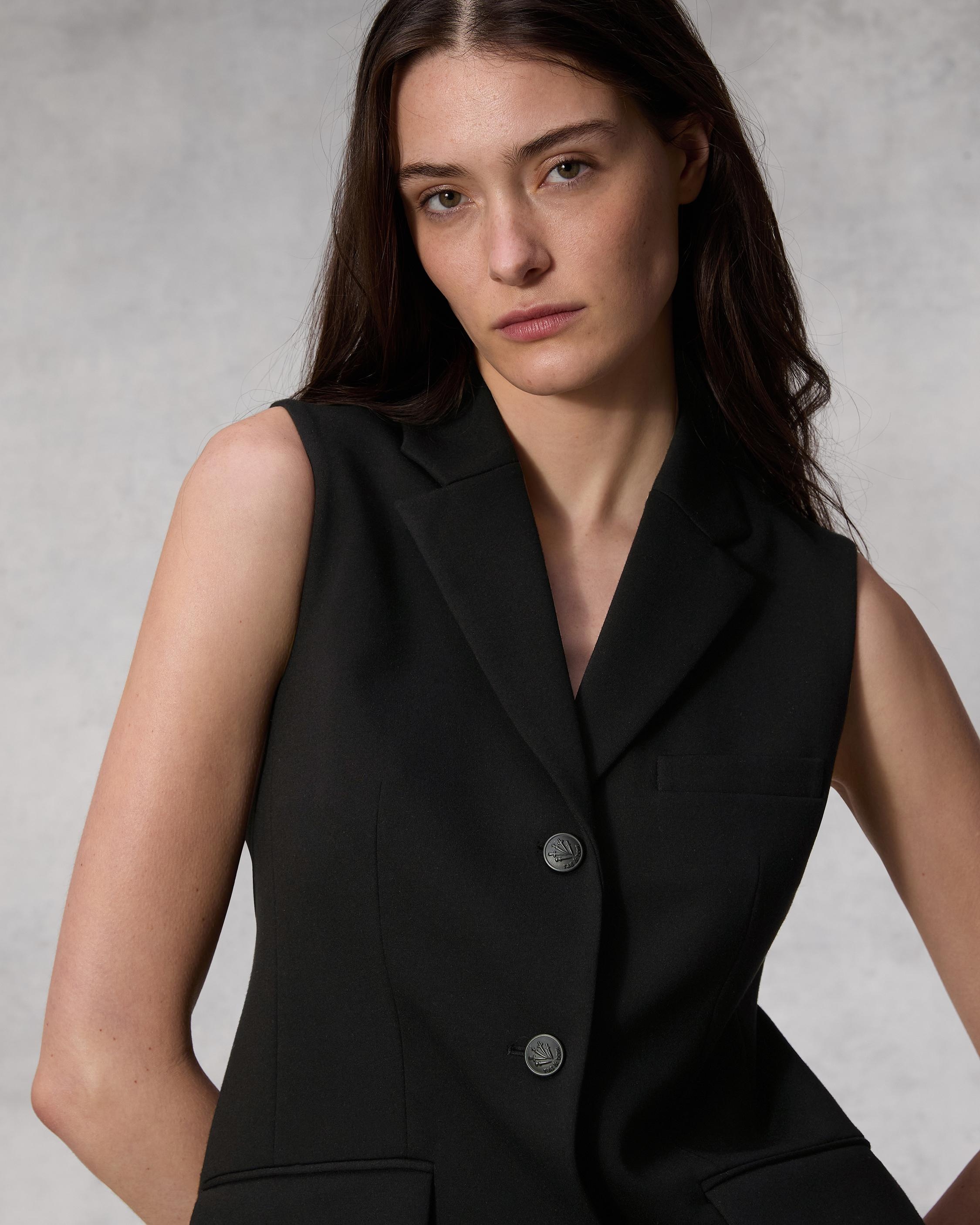 Cadence Ponte Vest
Classic Fit - 6
