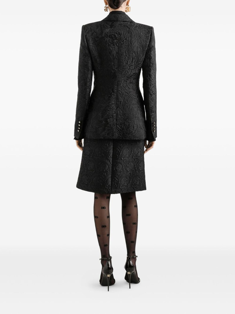 pointed-collar shirt 3