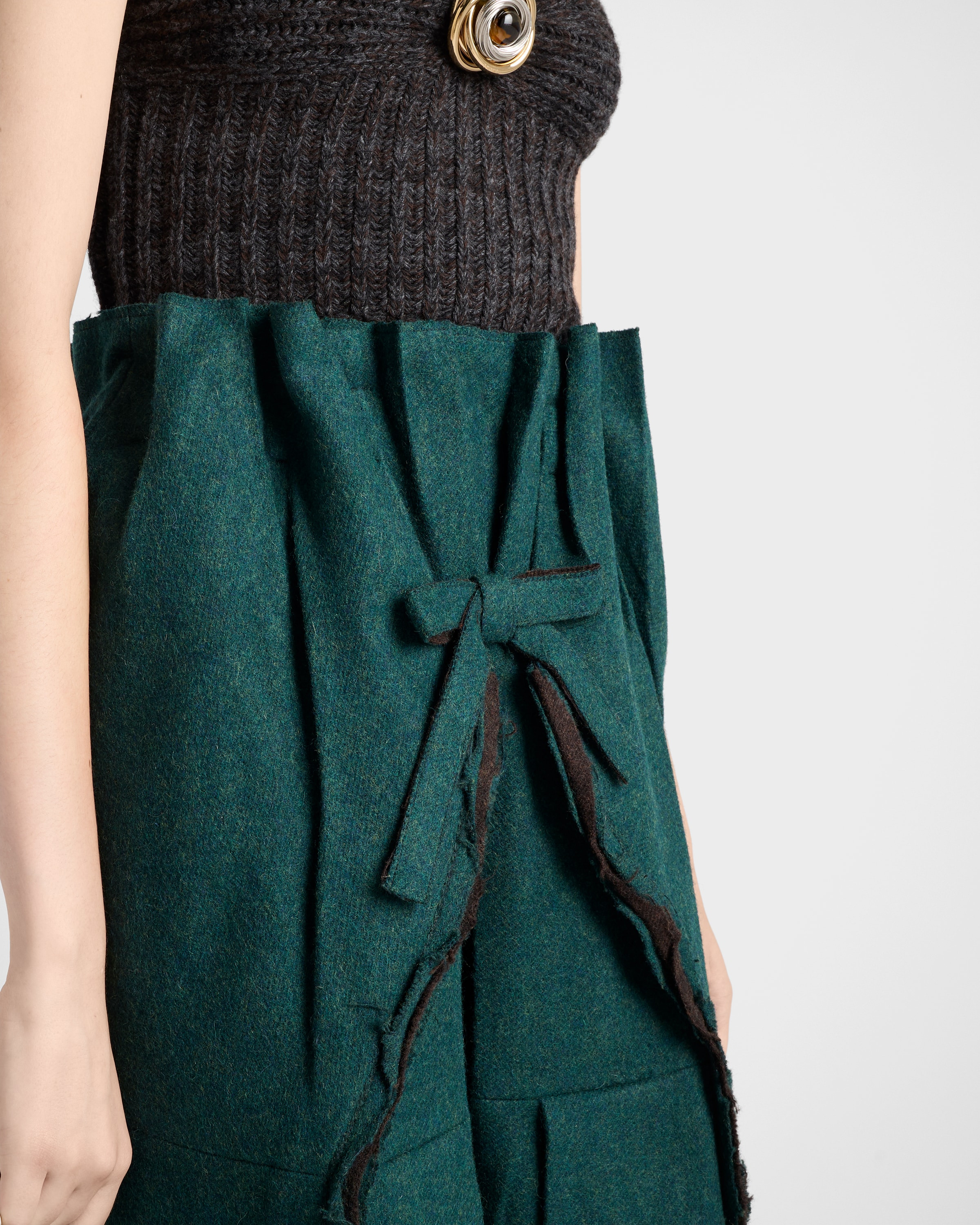 Wool and cashmere bandeau top with brooch - 3