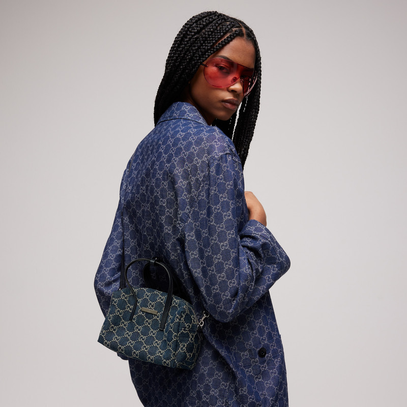 Small boston bag with Gucci plaque 3