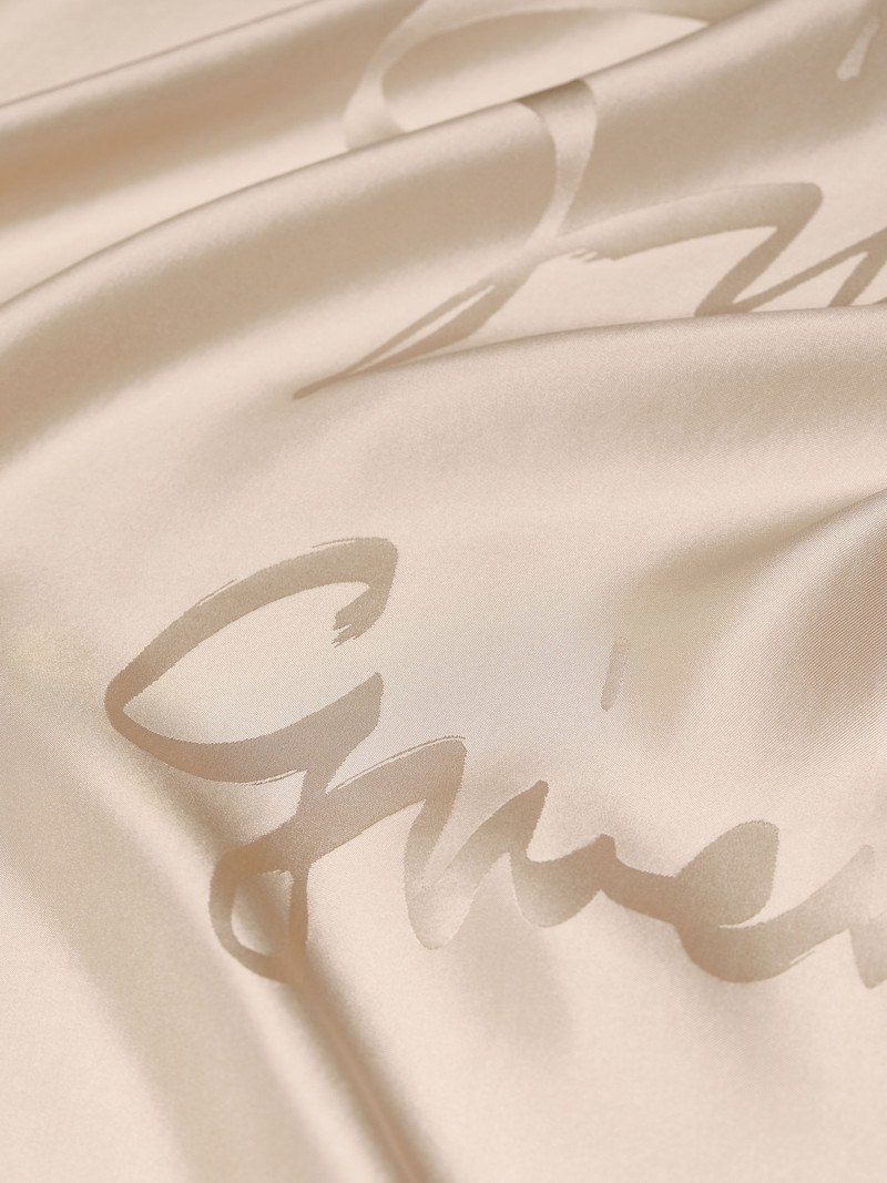 Givenchy SQUARE IN SILK JACQUARD WITH GIVENCHY SIGNATURE outlook