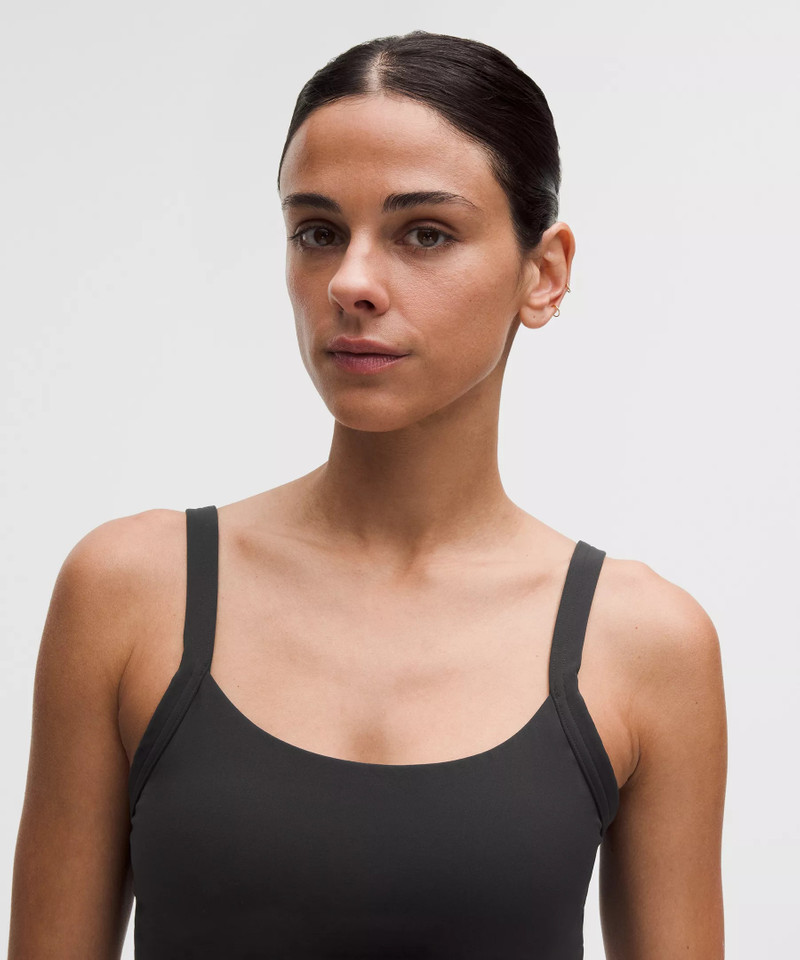 Straight-Strap Sports Bra *Light Support, B/C Cup 4