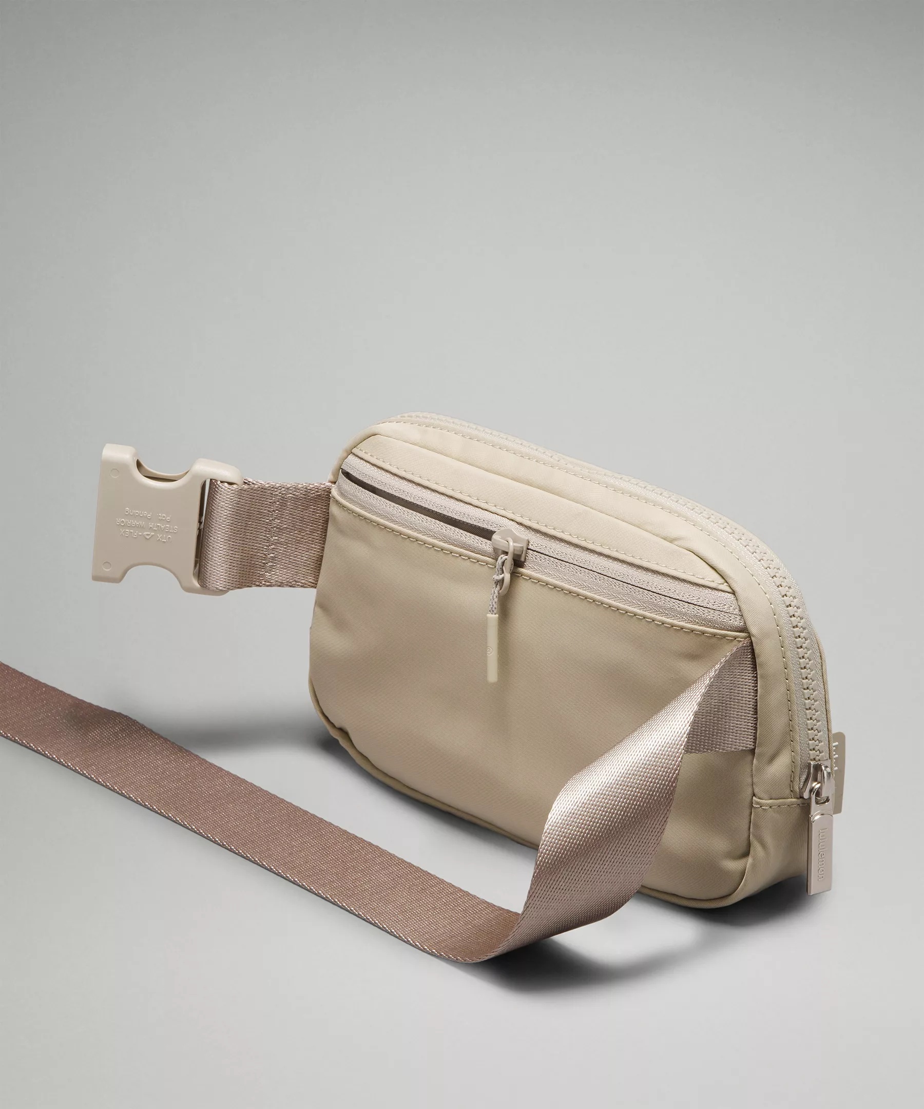 Everywhere Belt Bag 1L - 4