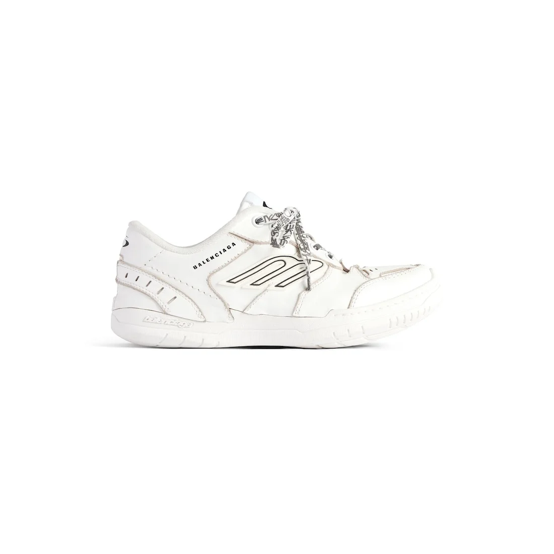 Women's Hamptons Clean Sneaker in White - 1