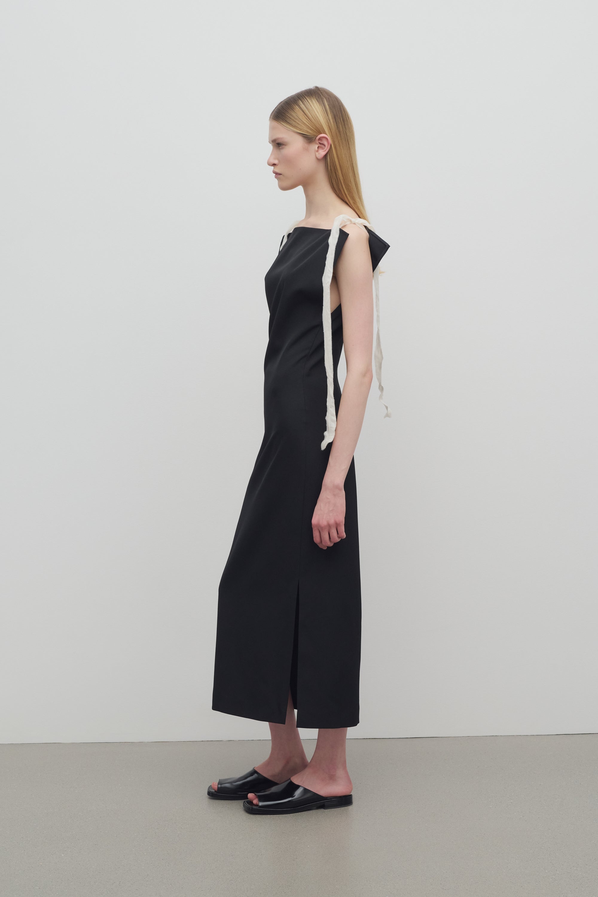 Giuliessa Dress in Virgin Wool - 4