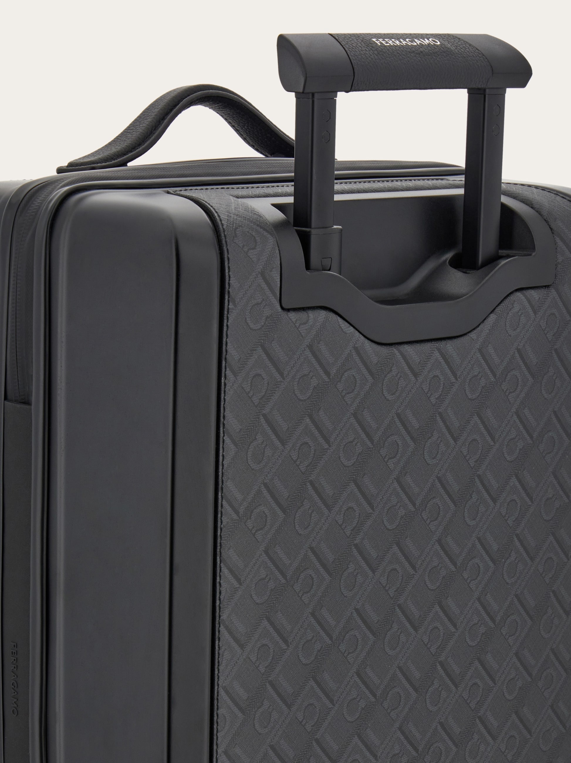 Embossed Gancini hand luggage - 9