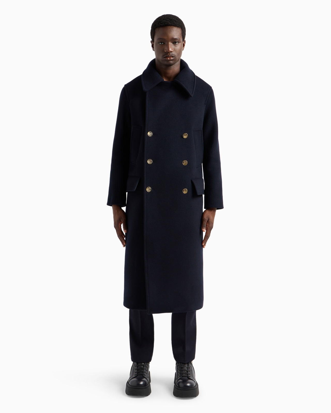 Double-breasted, wool cloth coat with gold buttons - 2