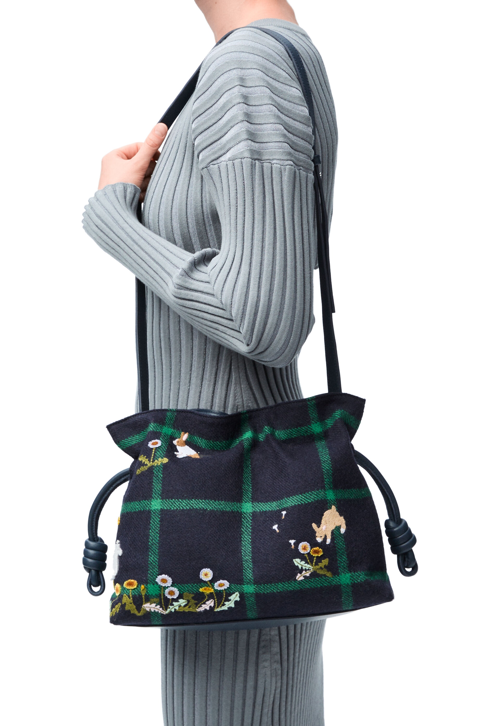 Bunny medium Flamenco clutch in embroidered wool - 2