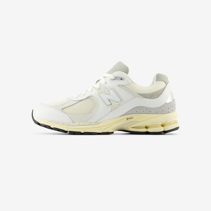 New Balance 2002R outlook