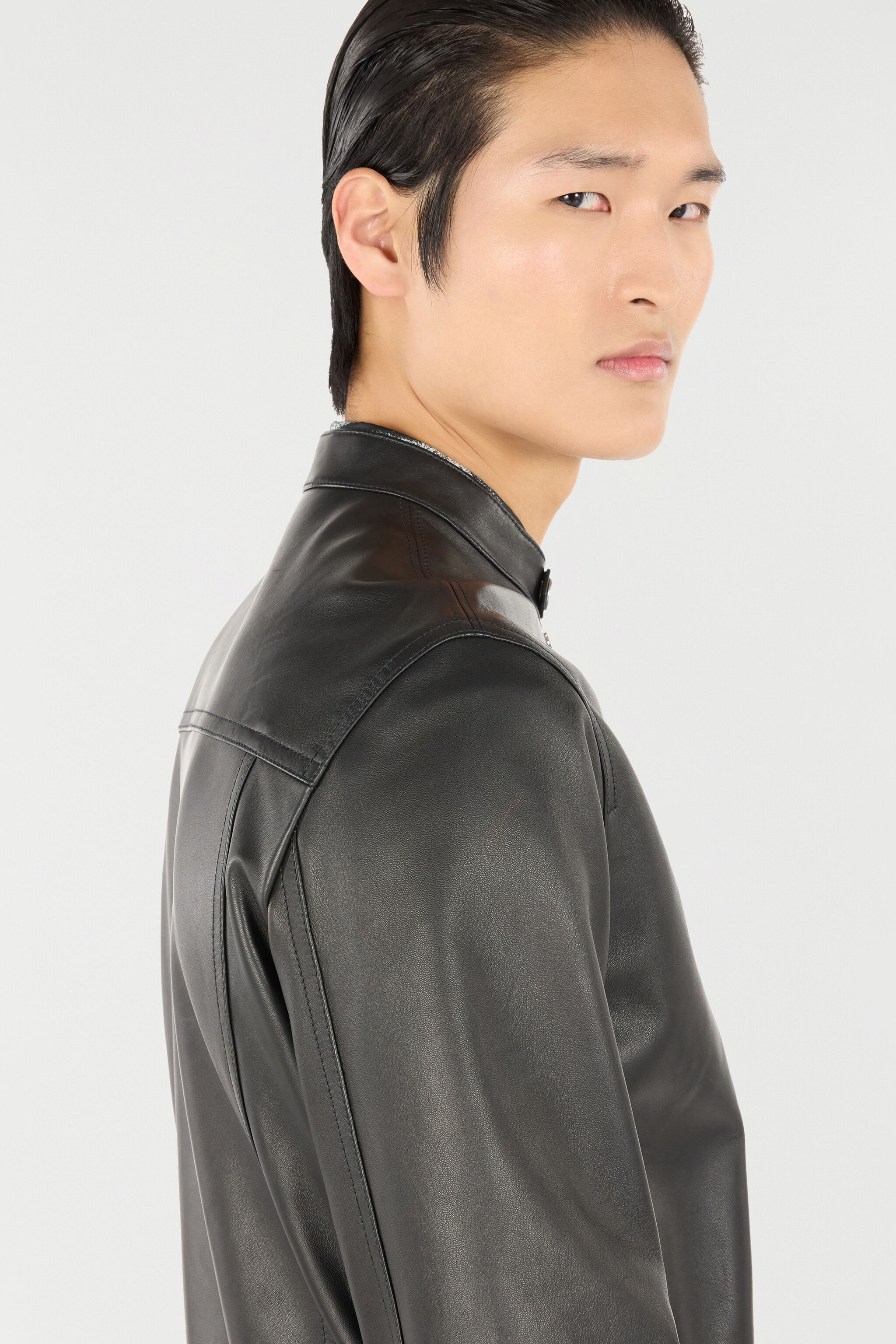 Biker Jacket With Fang Details - 6