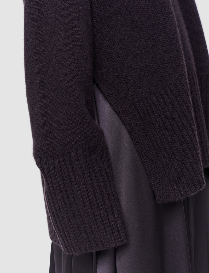 Luxe Cashmere V Neck Jumper 5