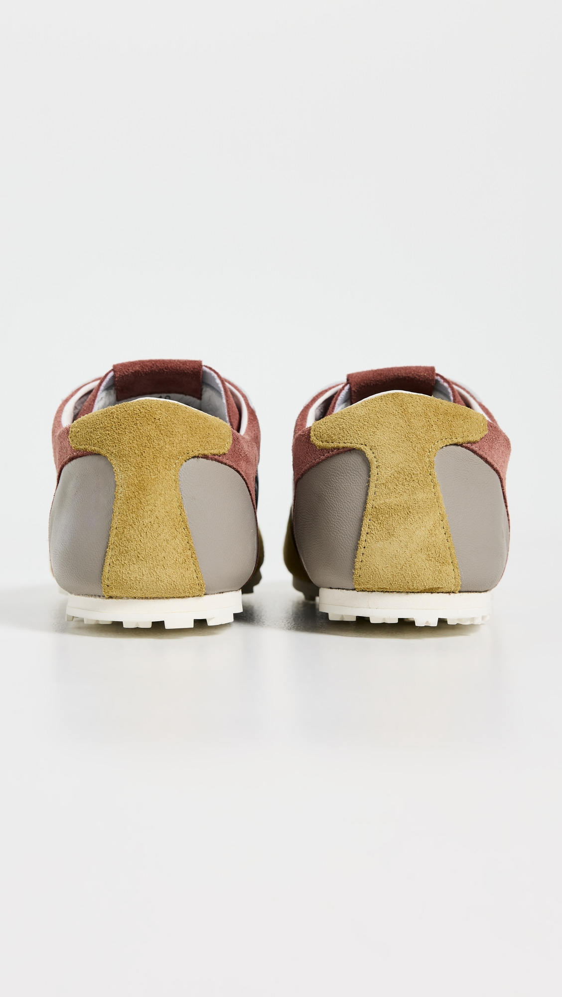 Sneakers - 3