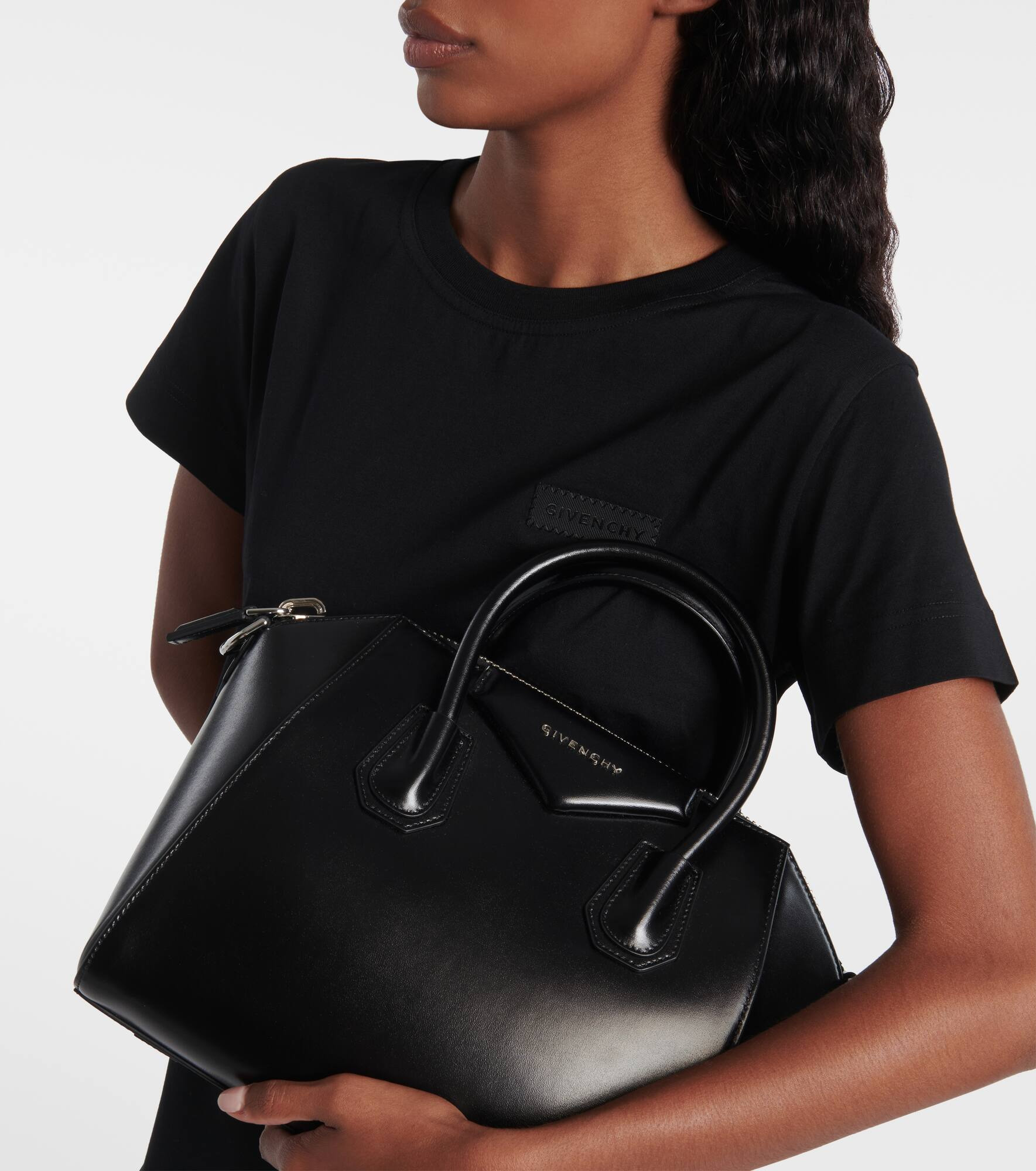 Antigona Small leather tote bag - 6
