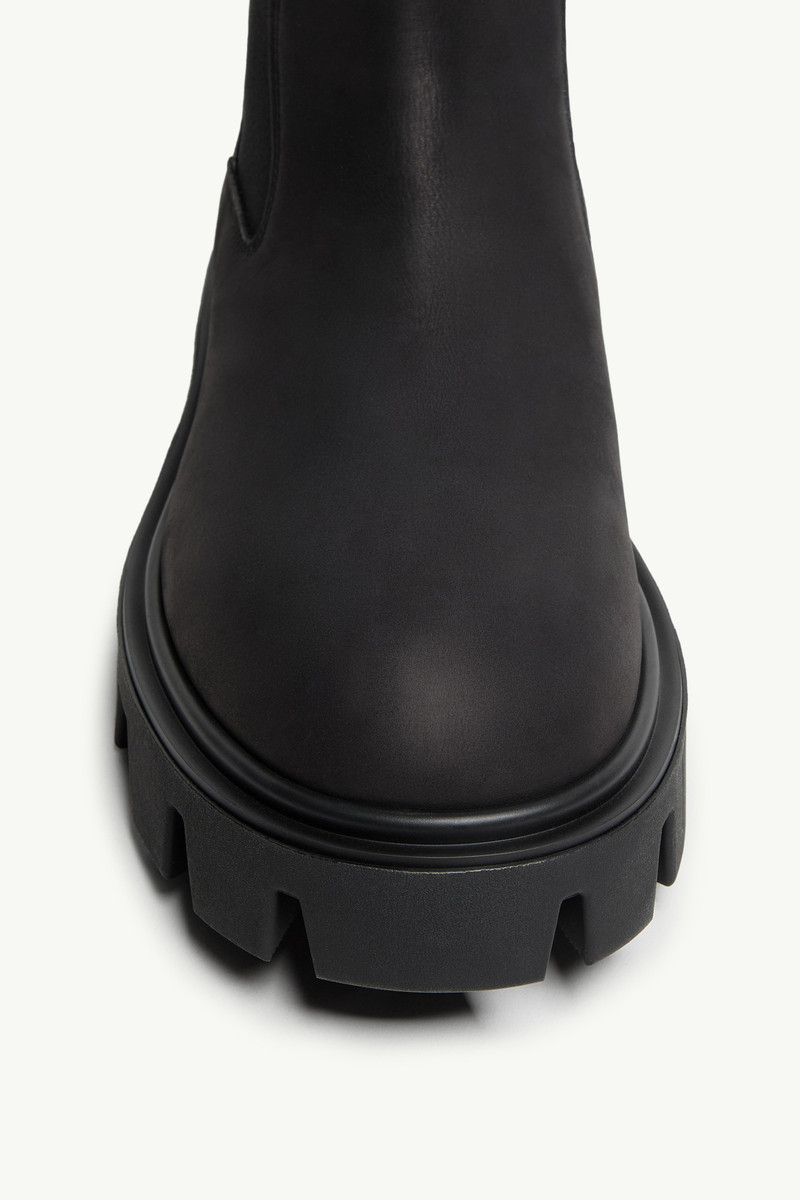 Peak City Nubuck Chelsea Boots 3