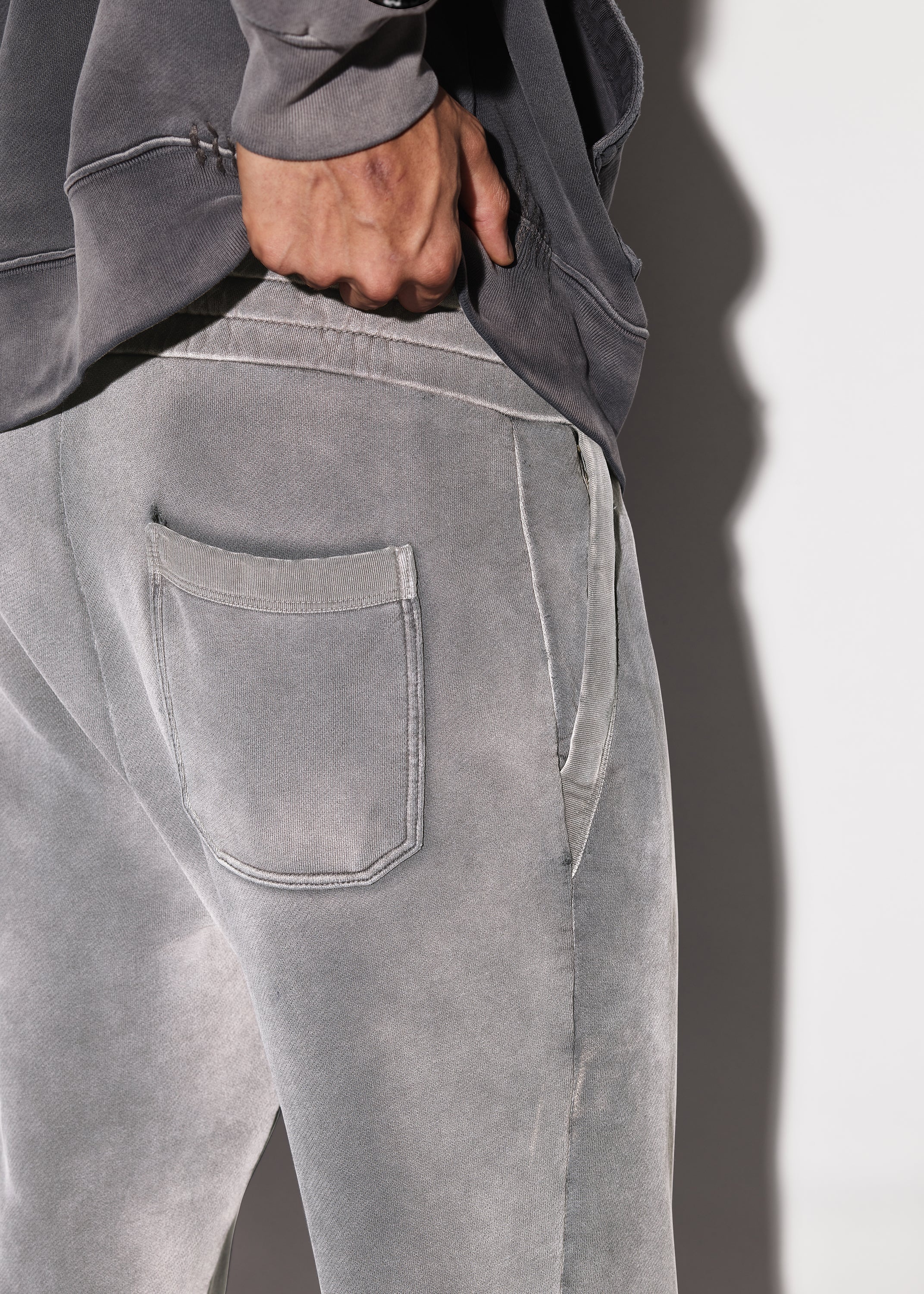 T.G.C.W. SWEATPANTS - 7