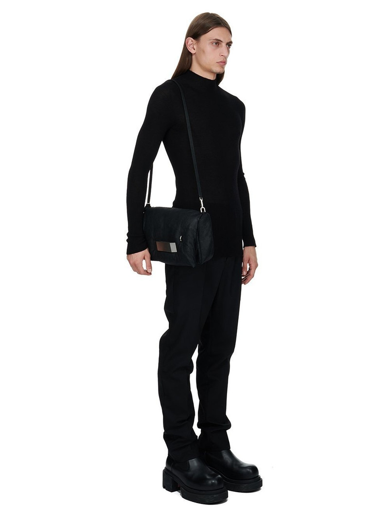 BIG PILLOW GRIFFIN / BLK 7