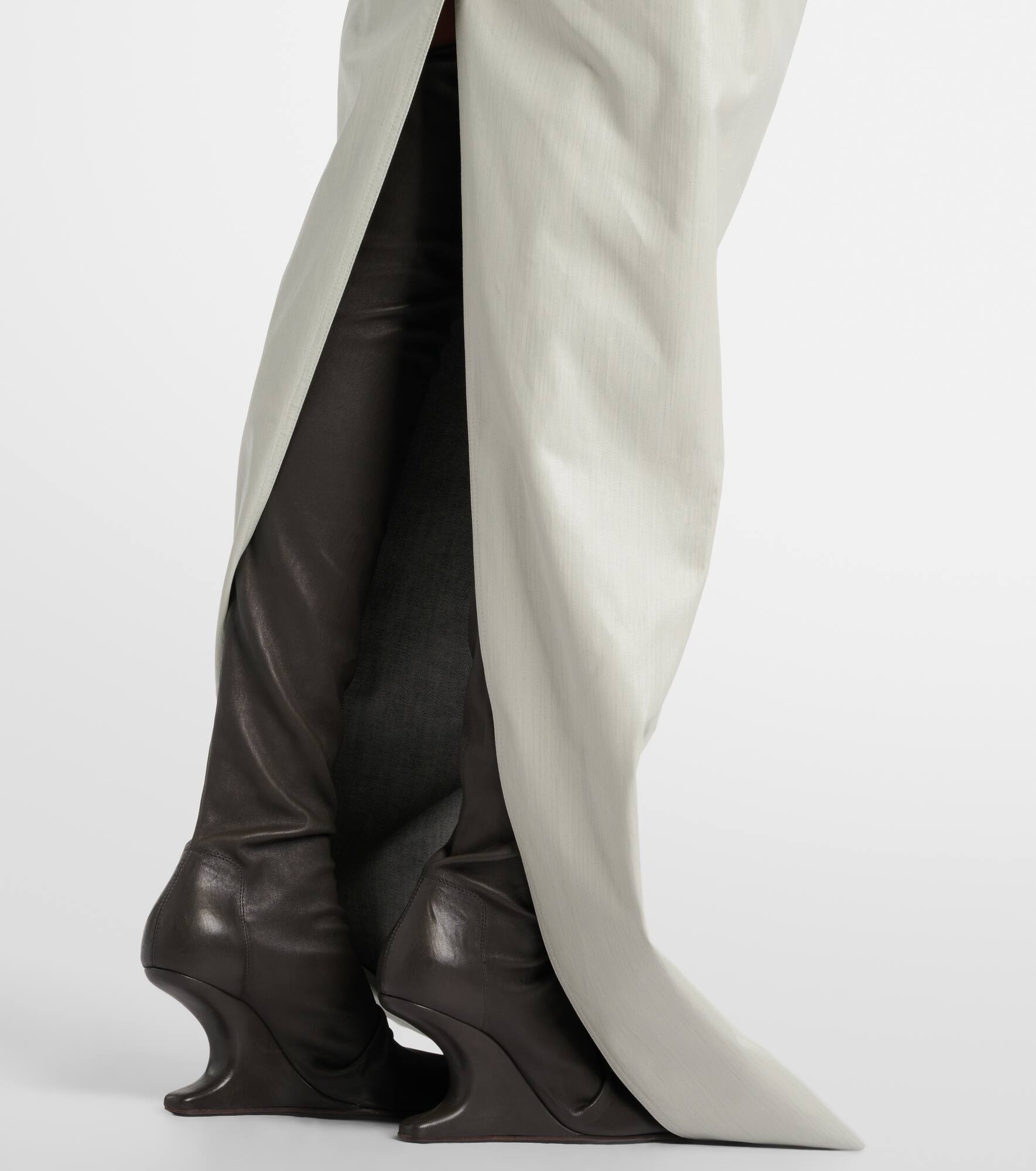 Coated canvas gown - 6