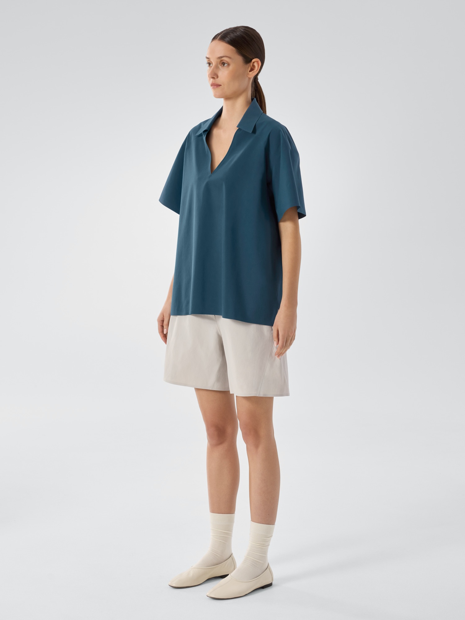 Eave V-Neck Shirt - 4