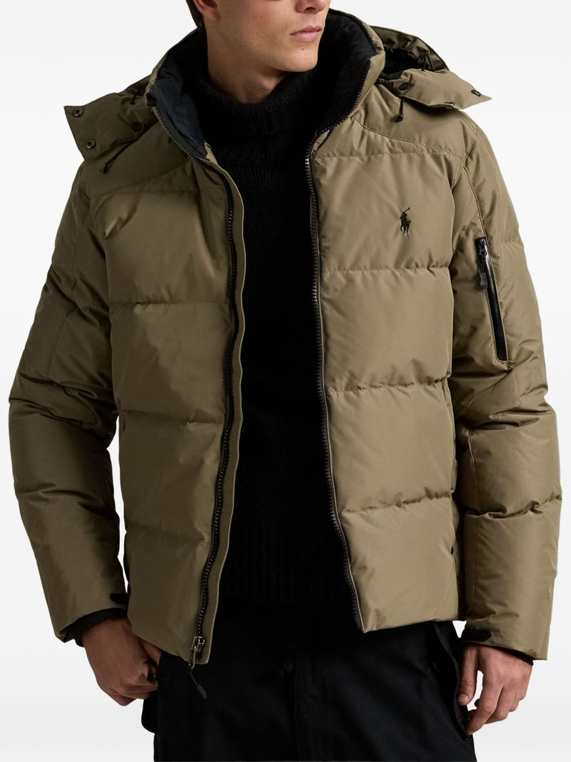 hooded logo jacket 3