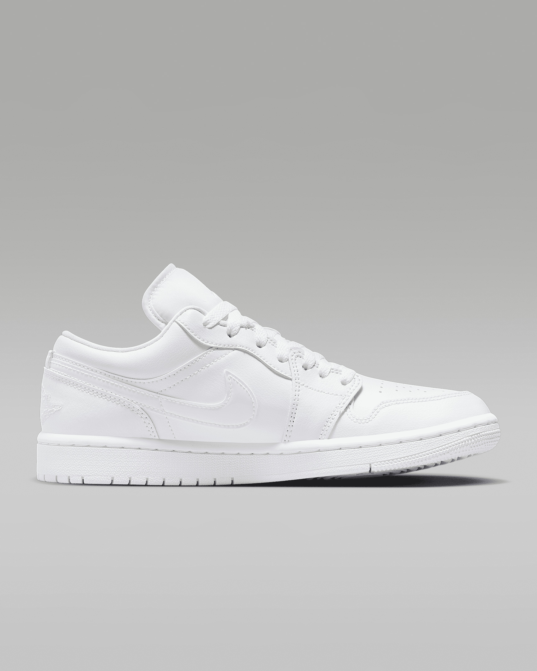 Air Jordan 1 Low Women's Shoes - 3