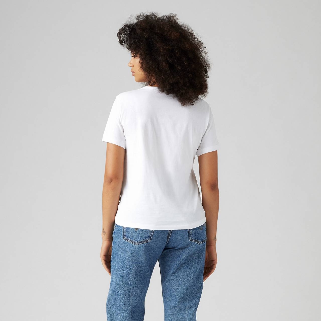 GRAPHIC ICONIC T-SHIRT - 4