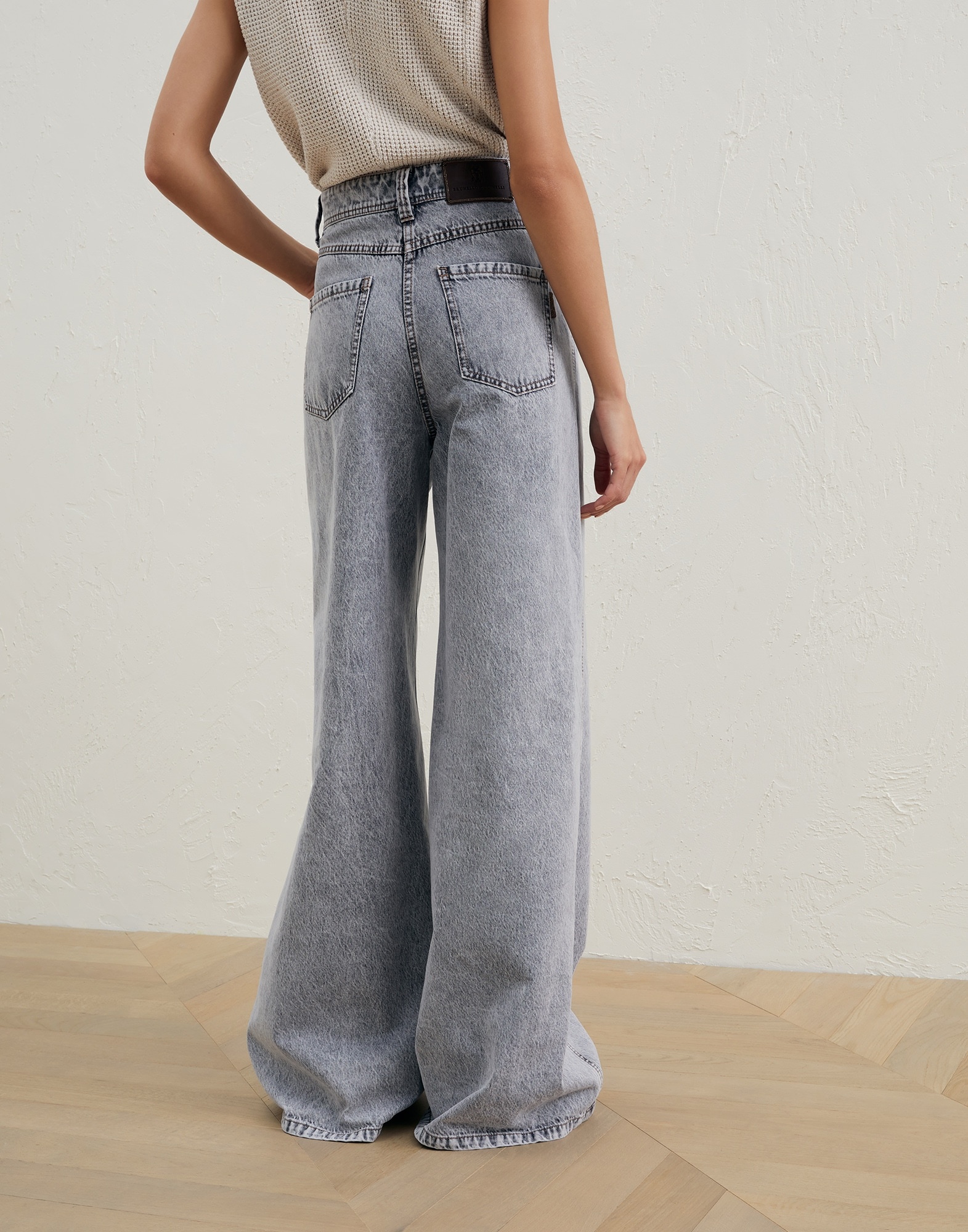Classic denim baggy wide trousers with shiny tab - 2