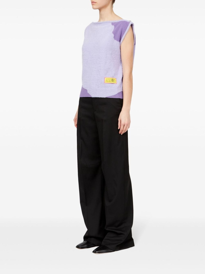 boat-neck sleeveless top 4