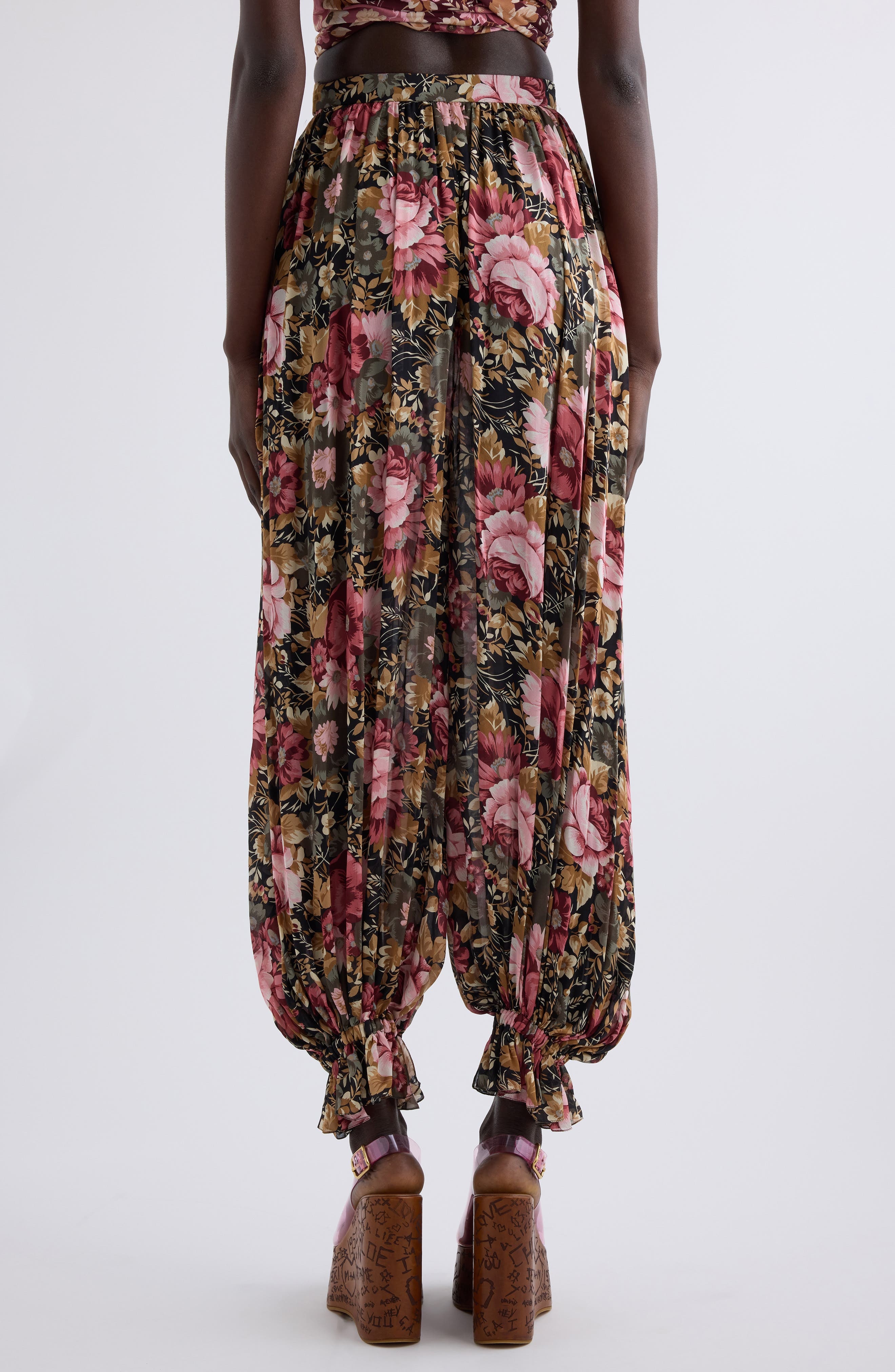 Chloé Floral Print Silk Crop Pants in Black at Nordstrom - 3